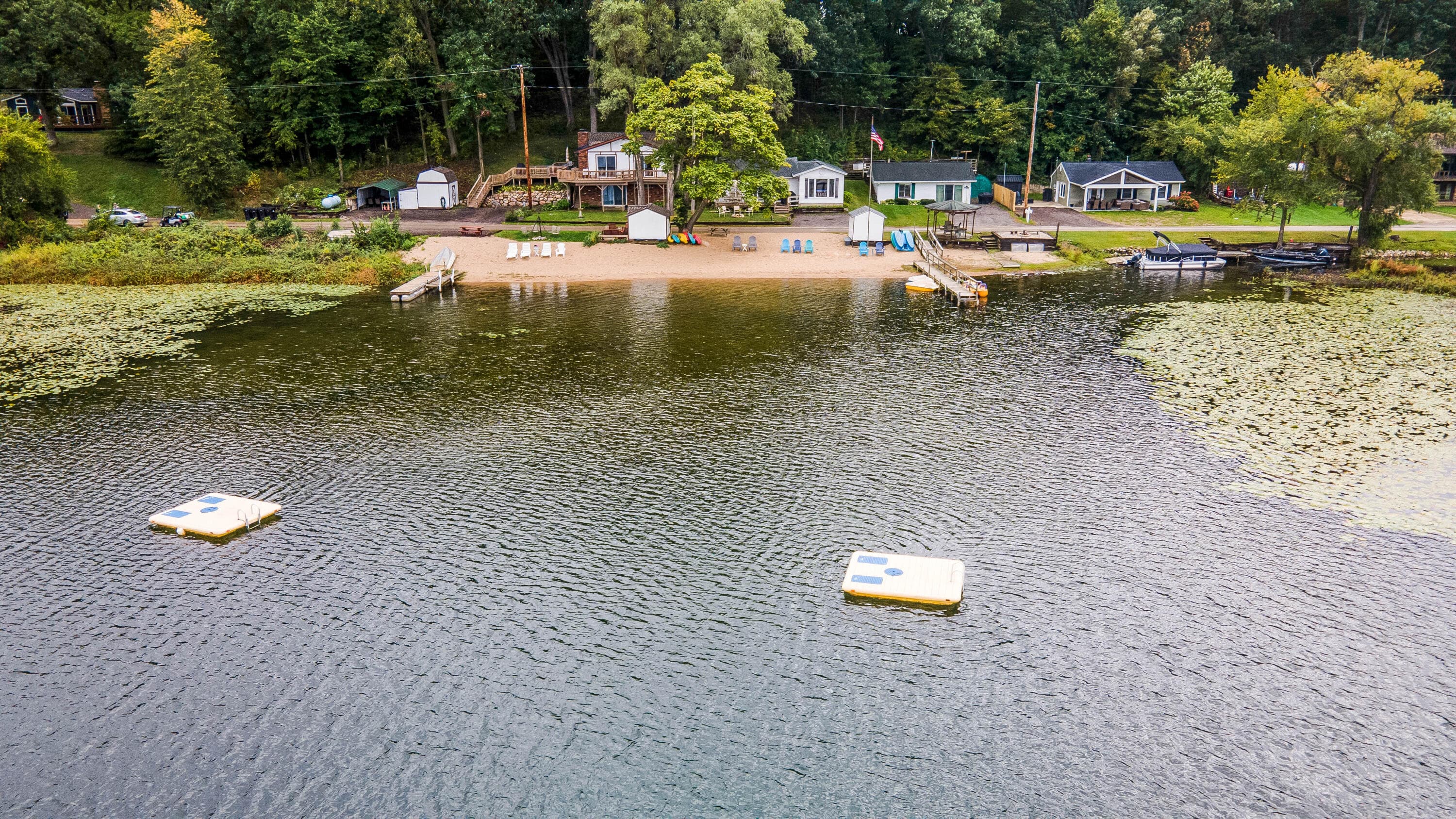 Primary property photo