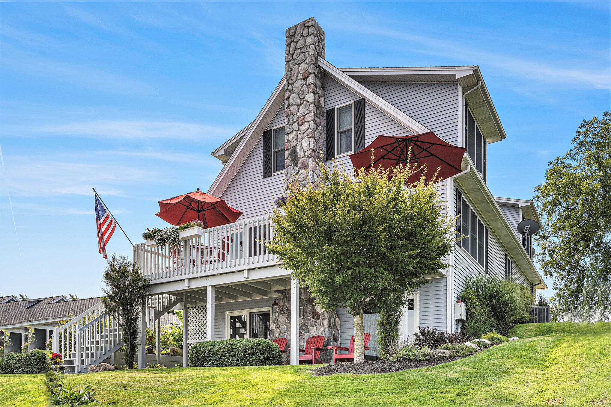 Primary property photo