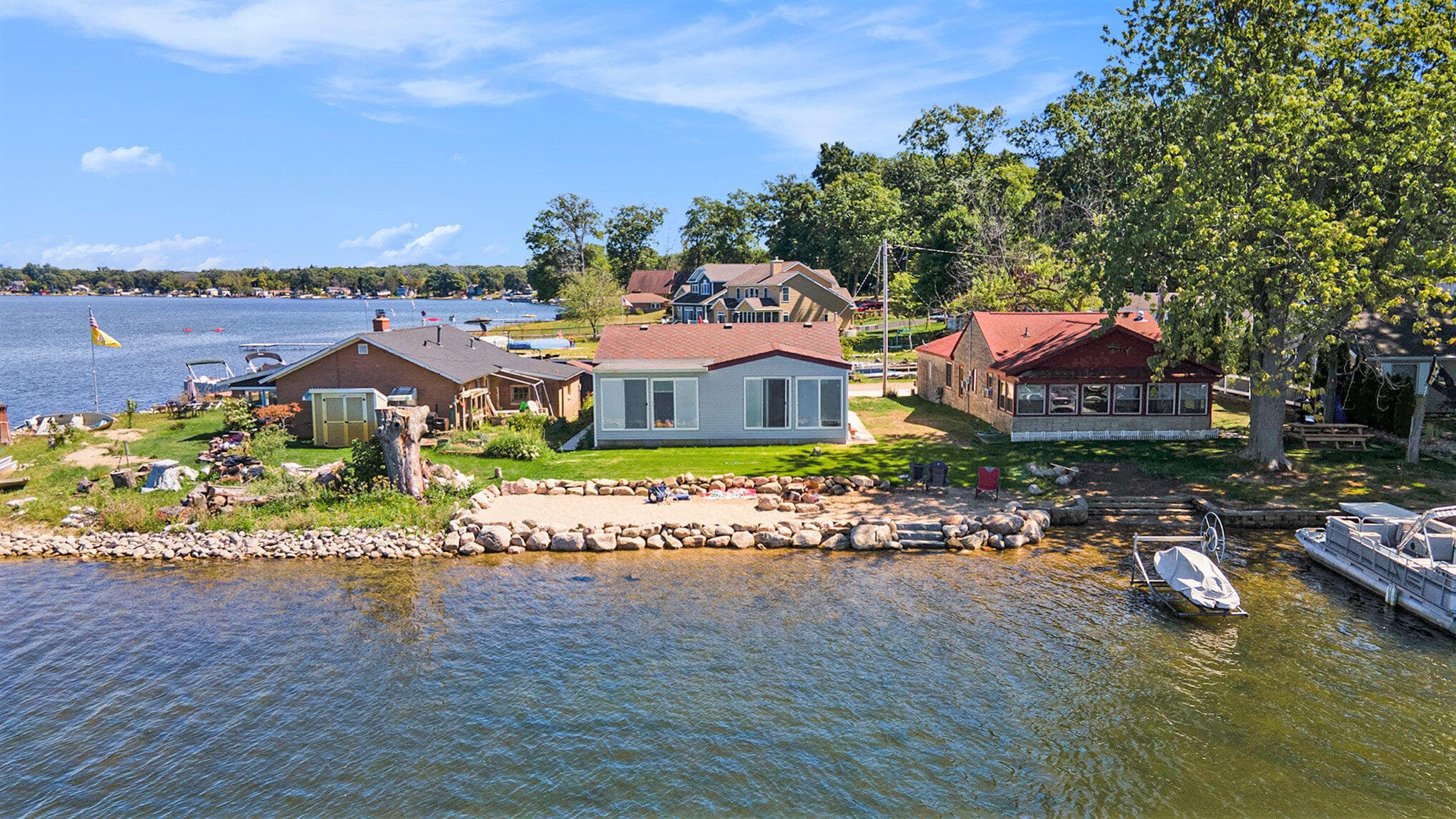 Primary property photo