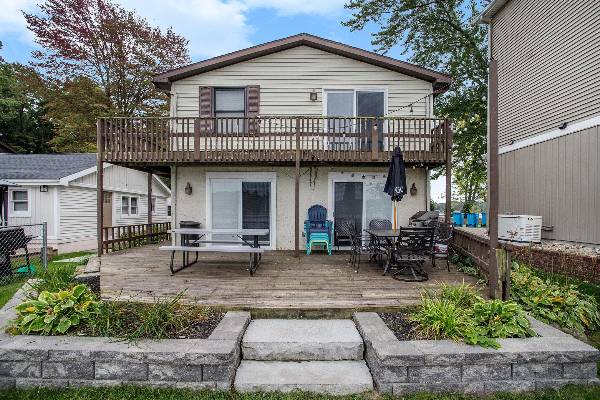 Primary property photo