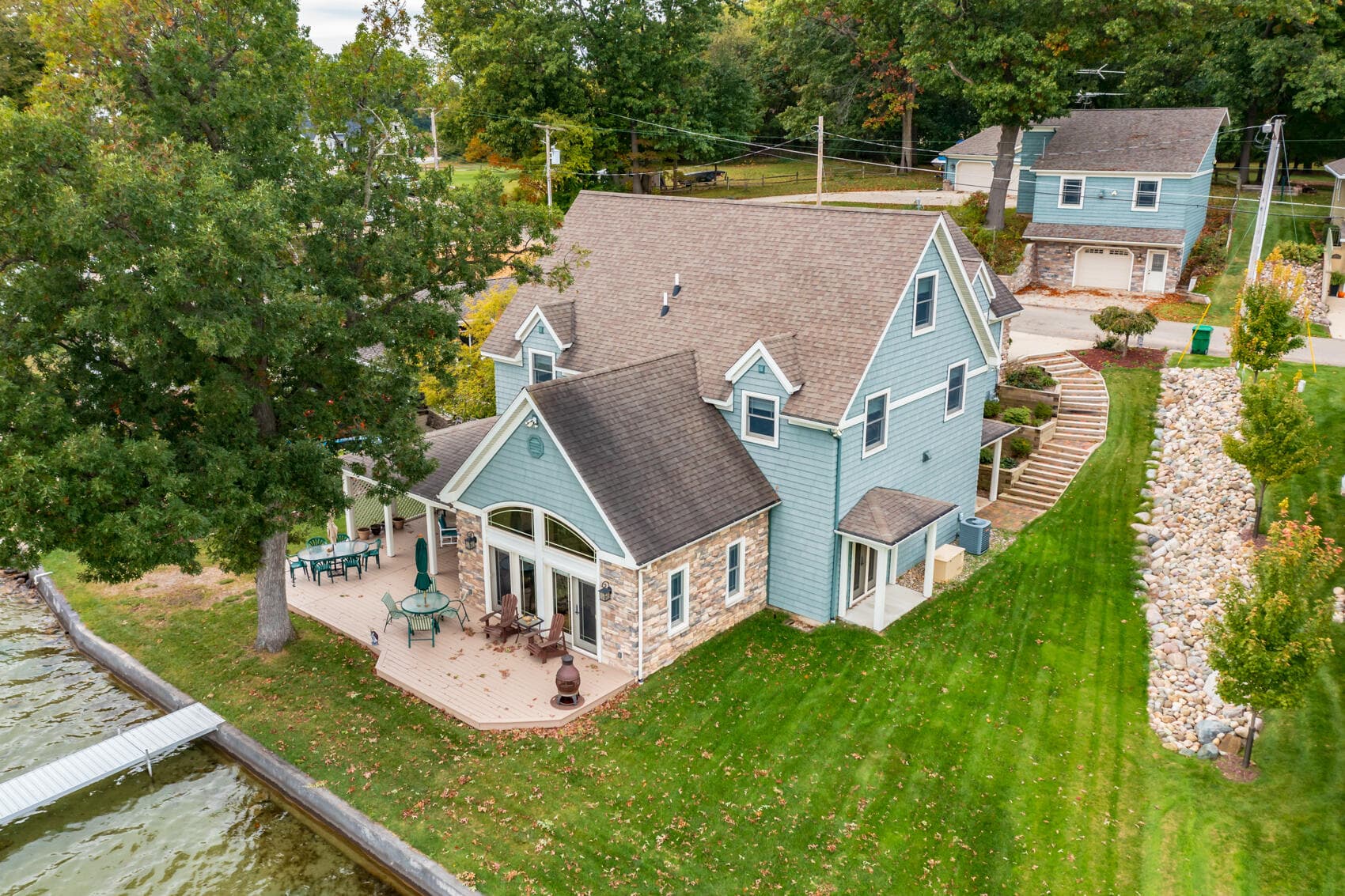 Primary property photo