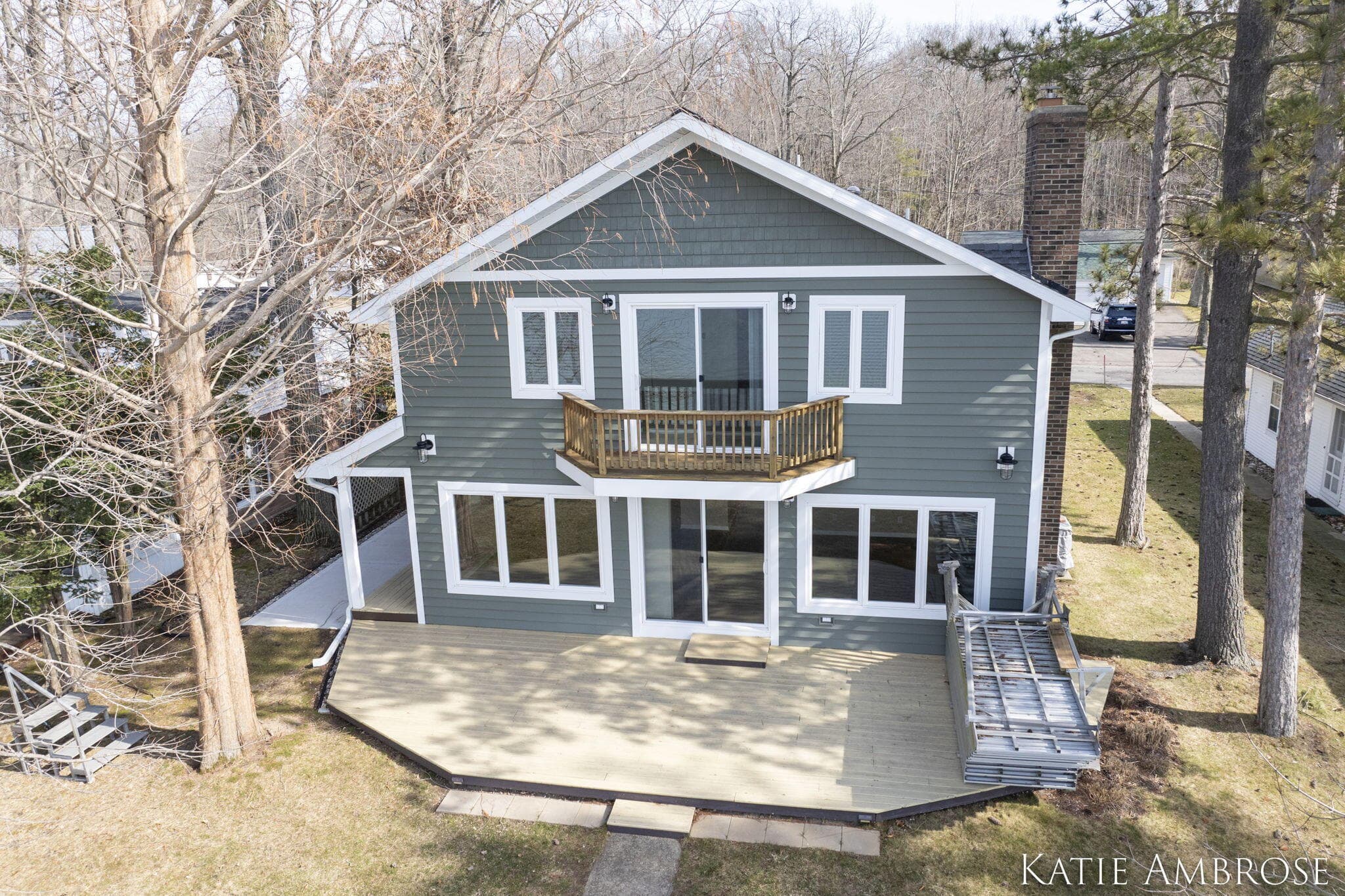 Primary property photo