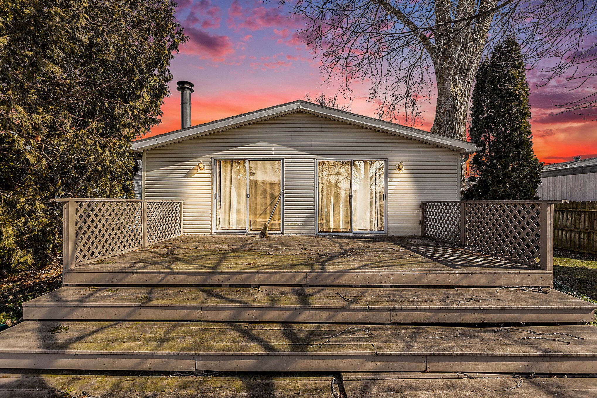 Primary property photo