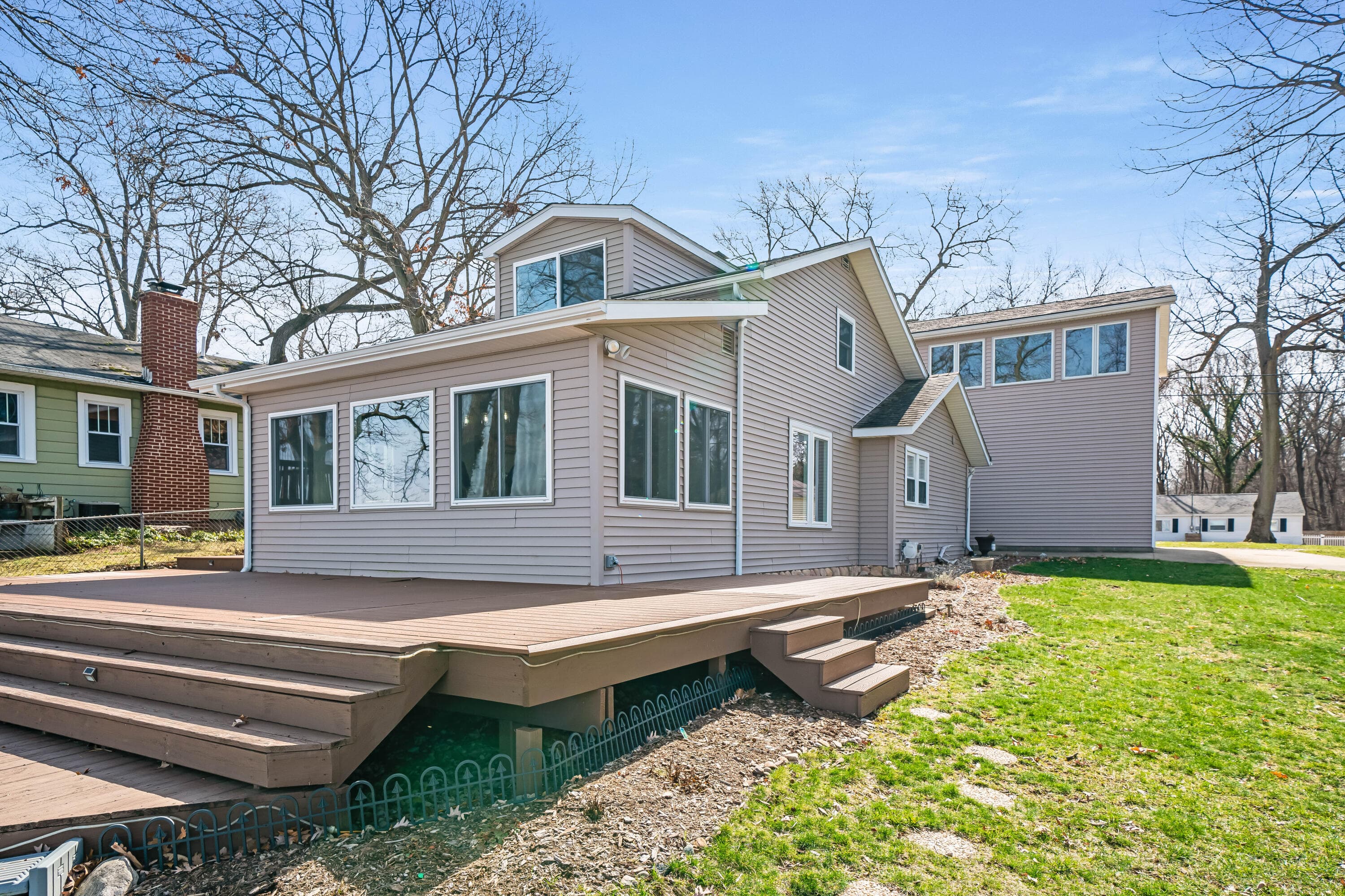 Primary property photo