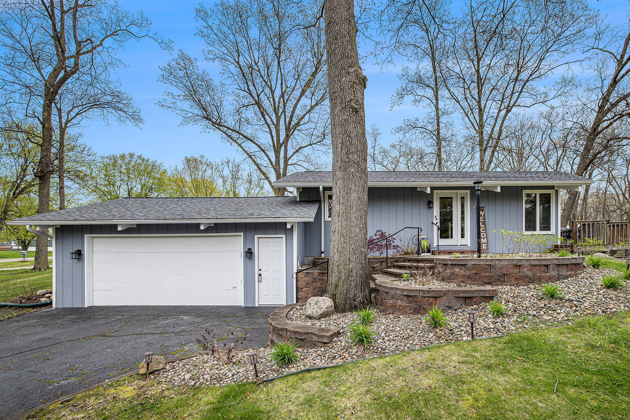 Primary property photo