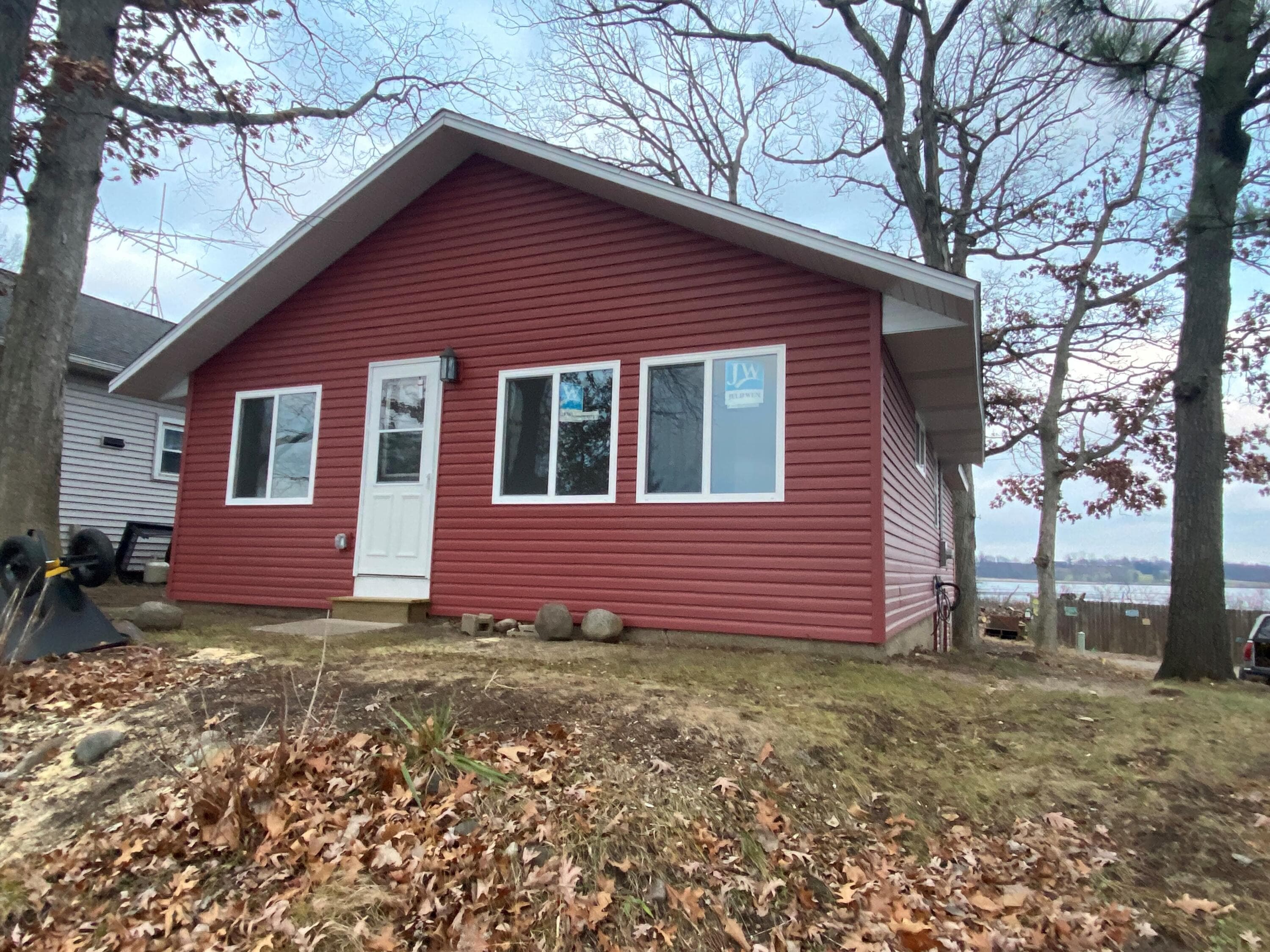 Primary property photo