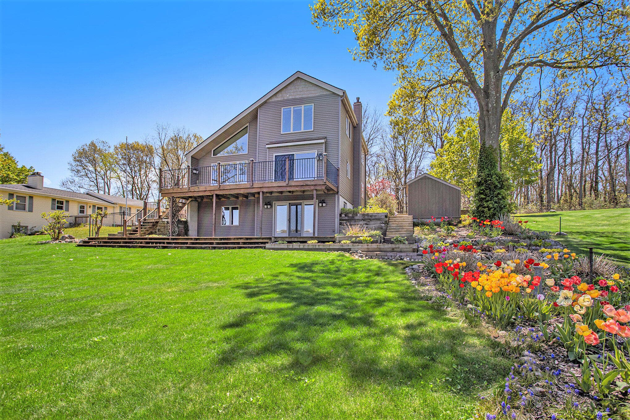 Primary property photo
