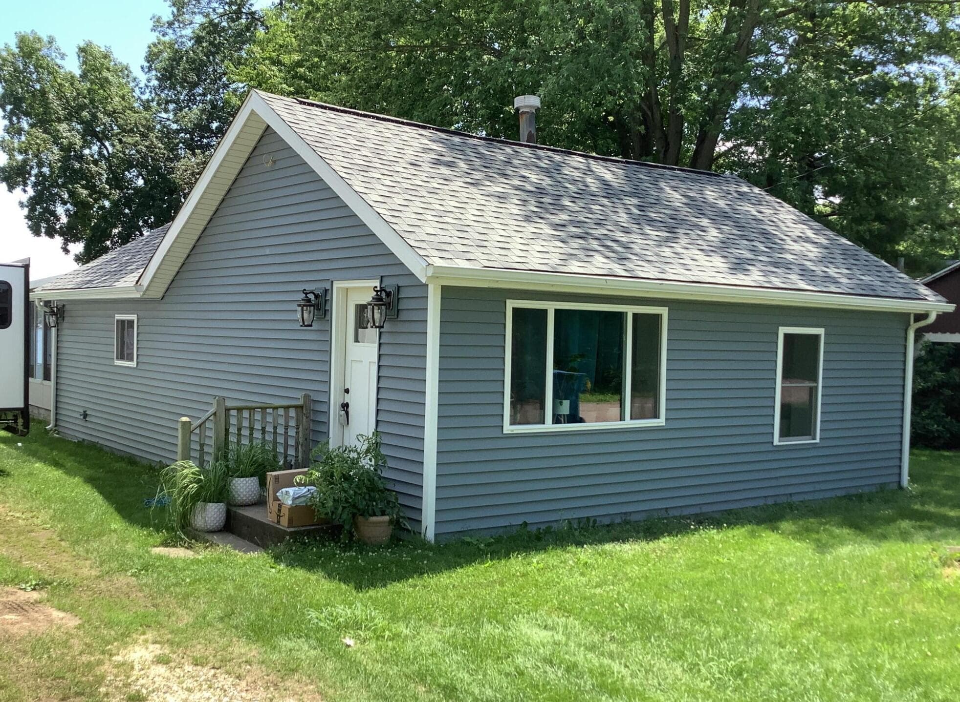 Primary property photo
