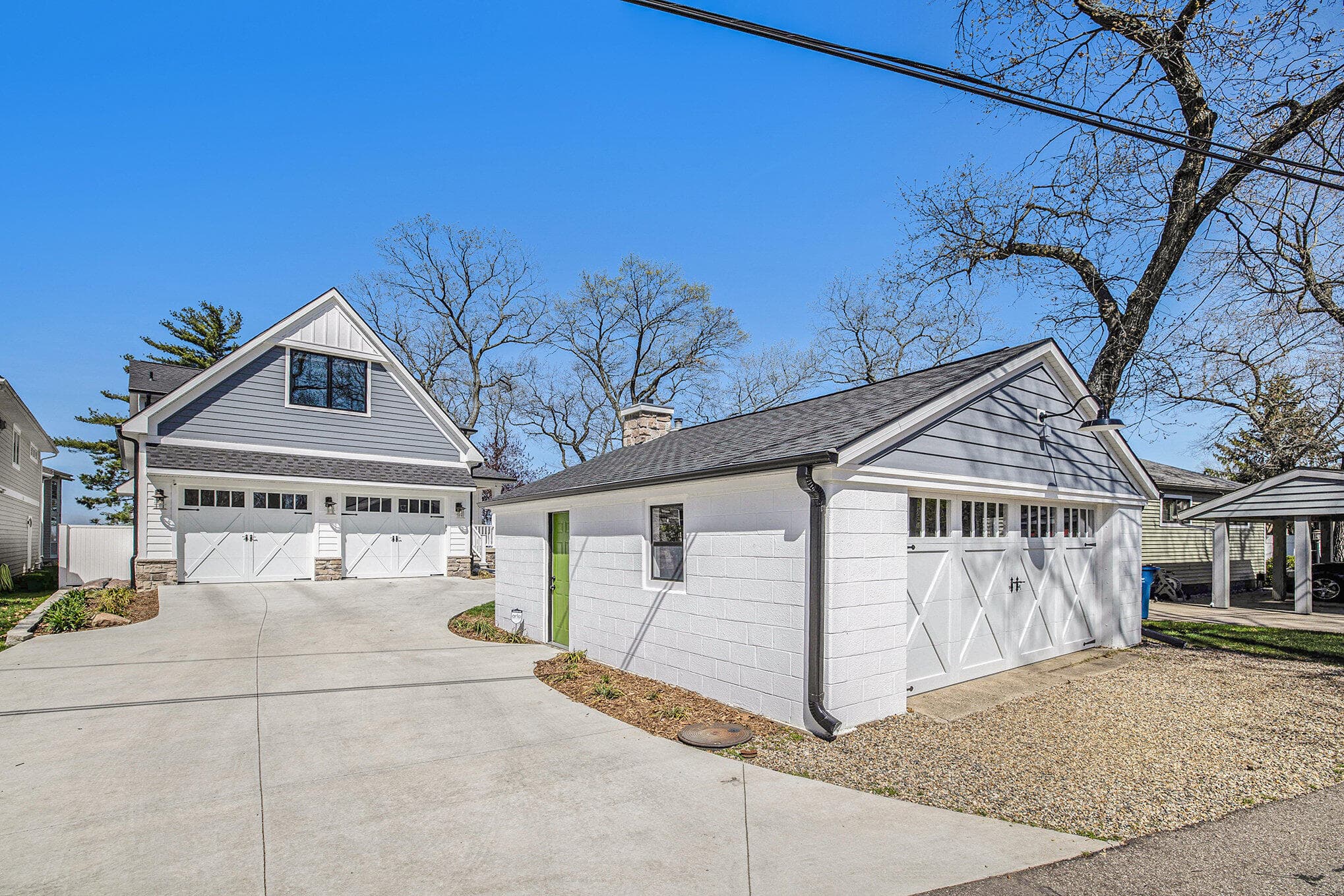 Primary property photo