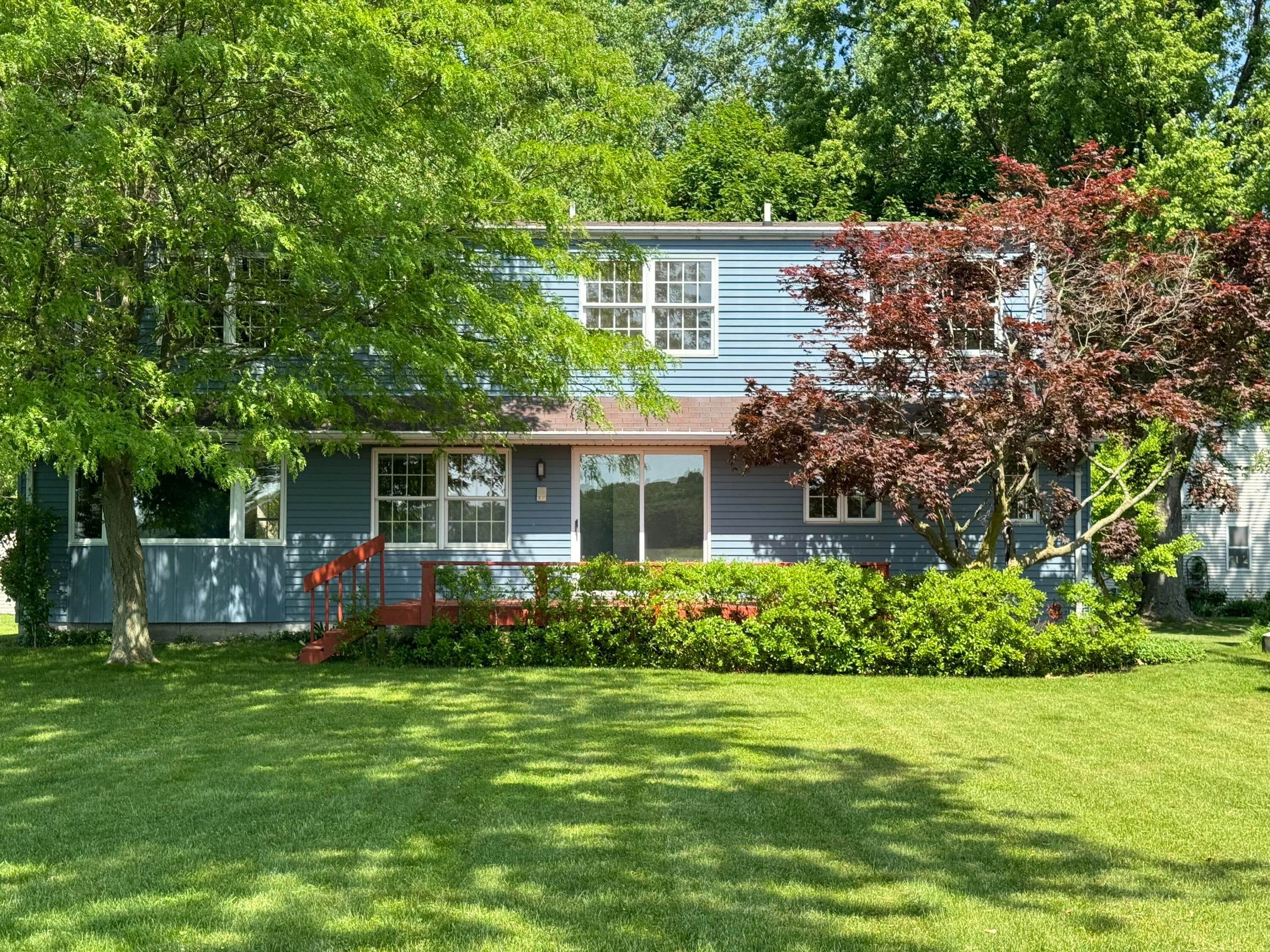 Primary property photo
