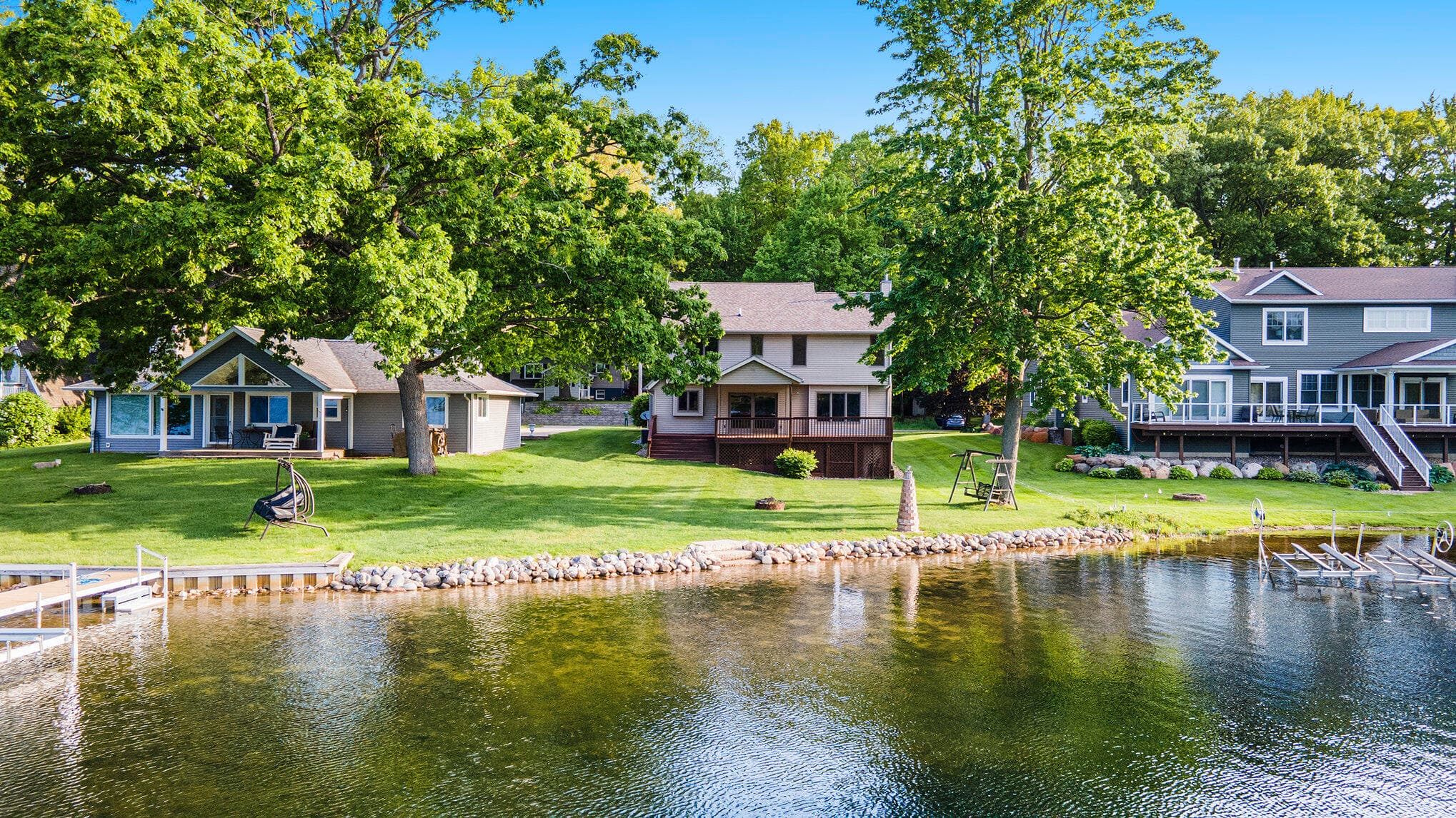 Primary property photo