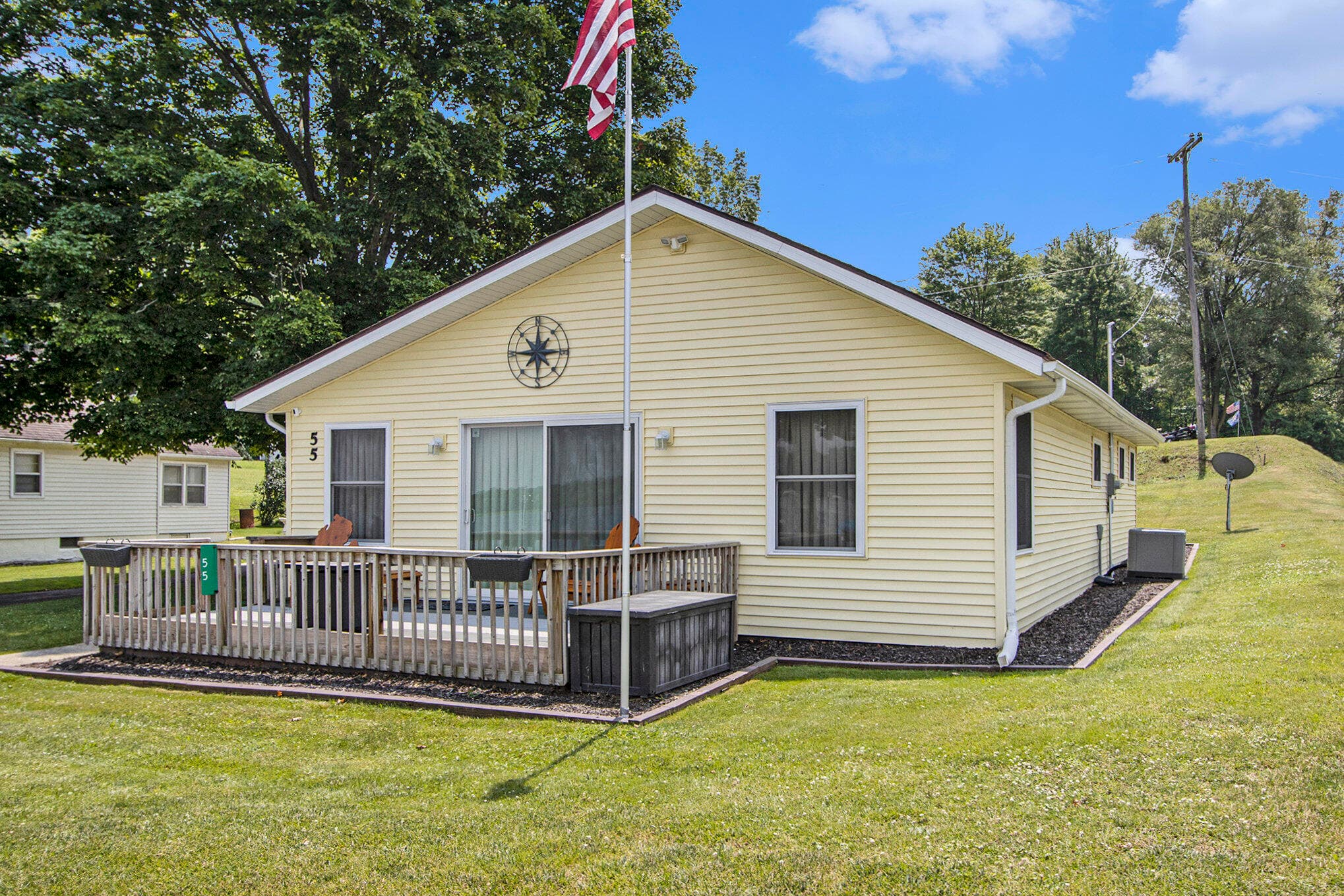 Primary property photo