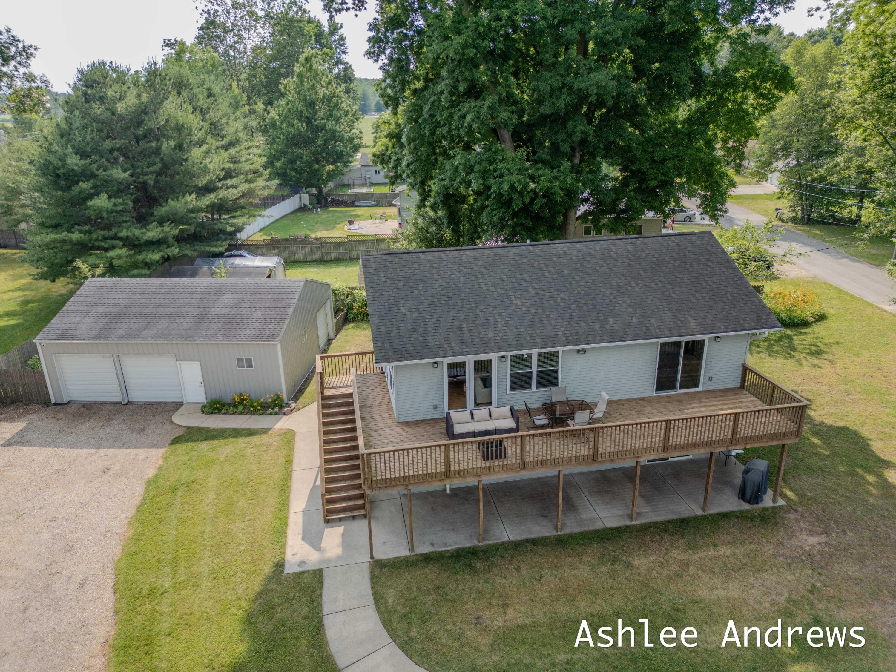 Primary property photo