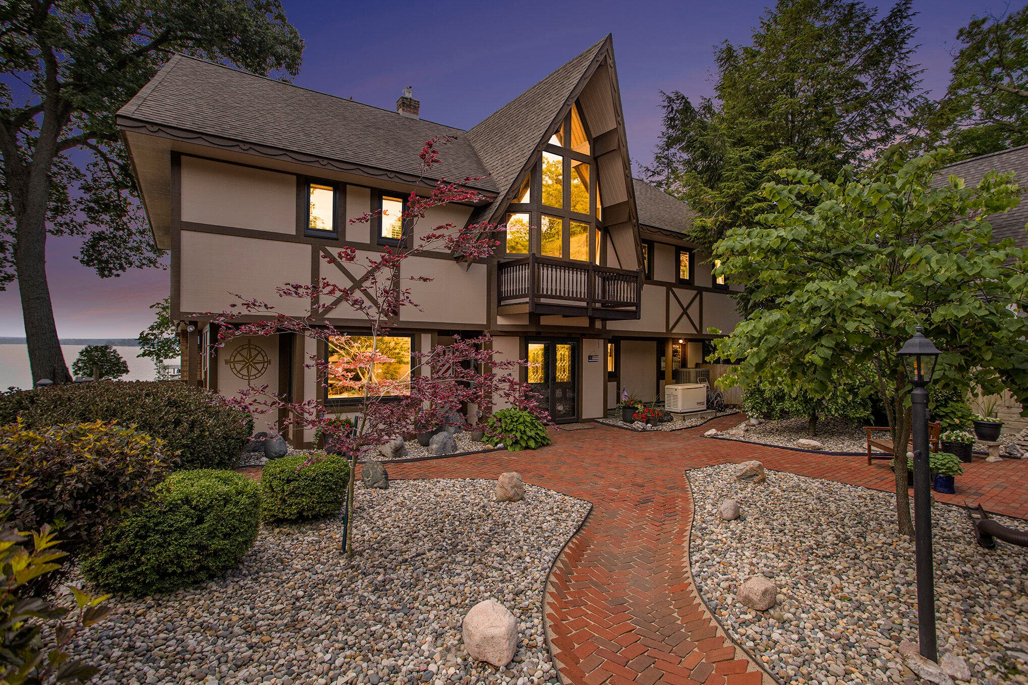Primary property photo