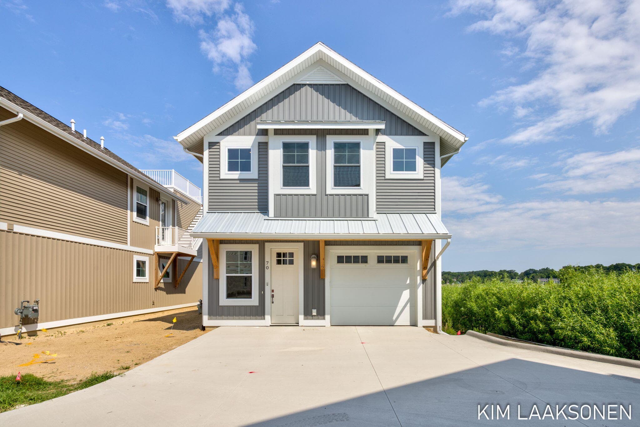 Primary property photo