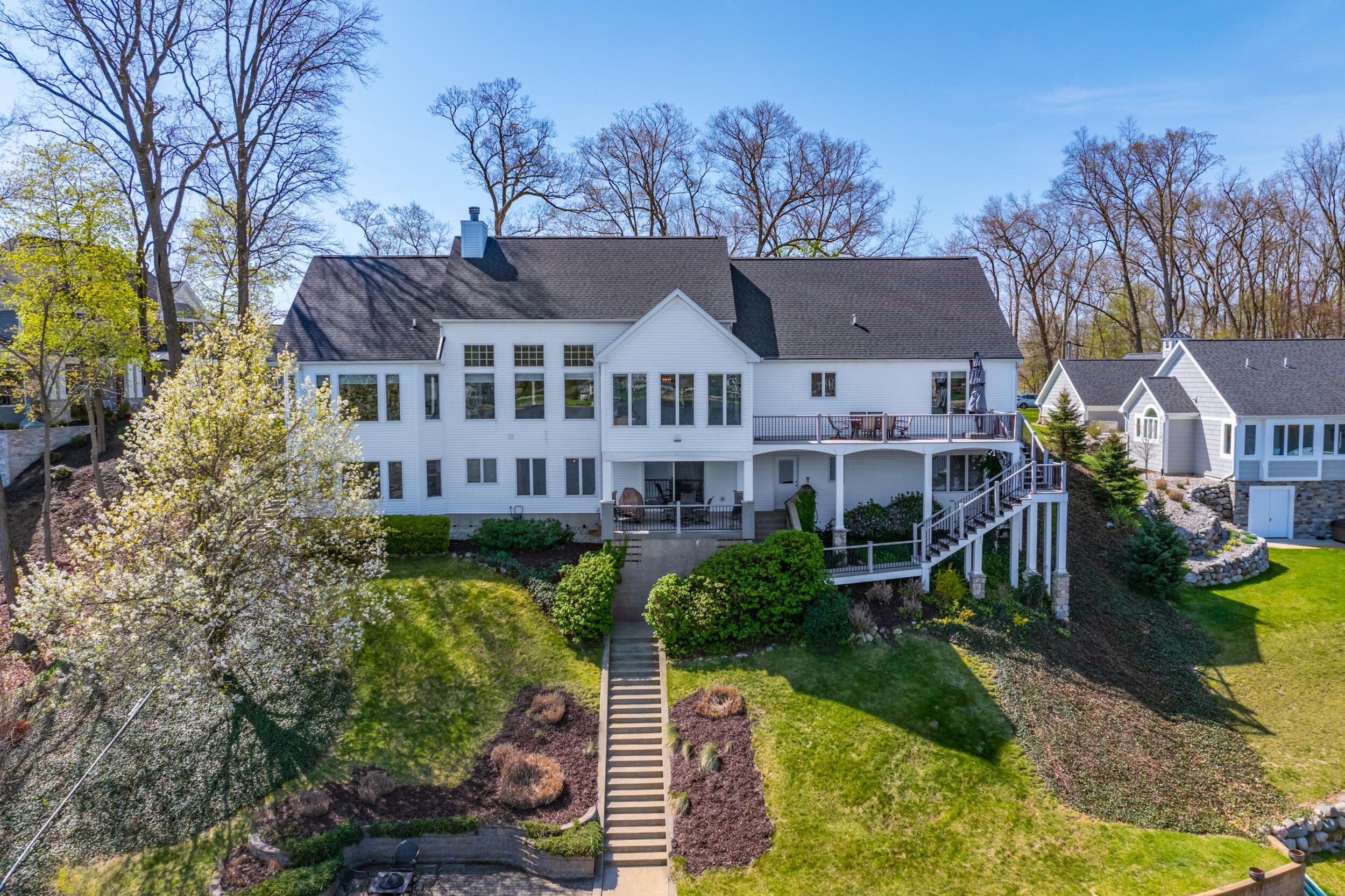 Primary property photo