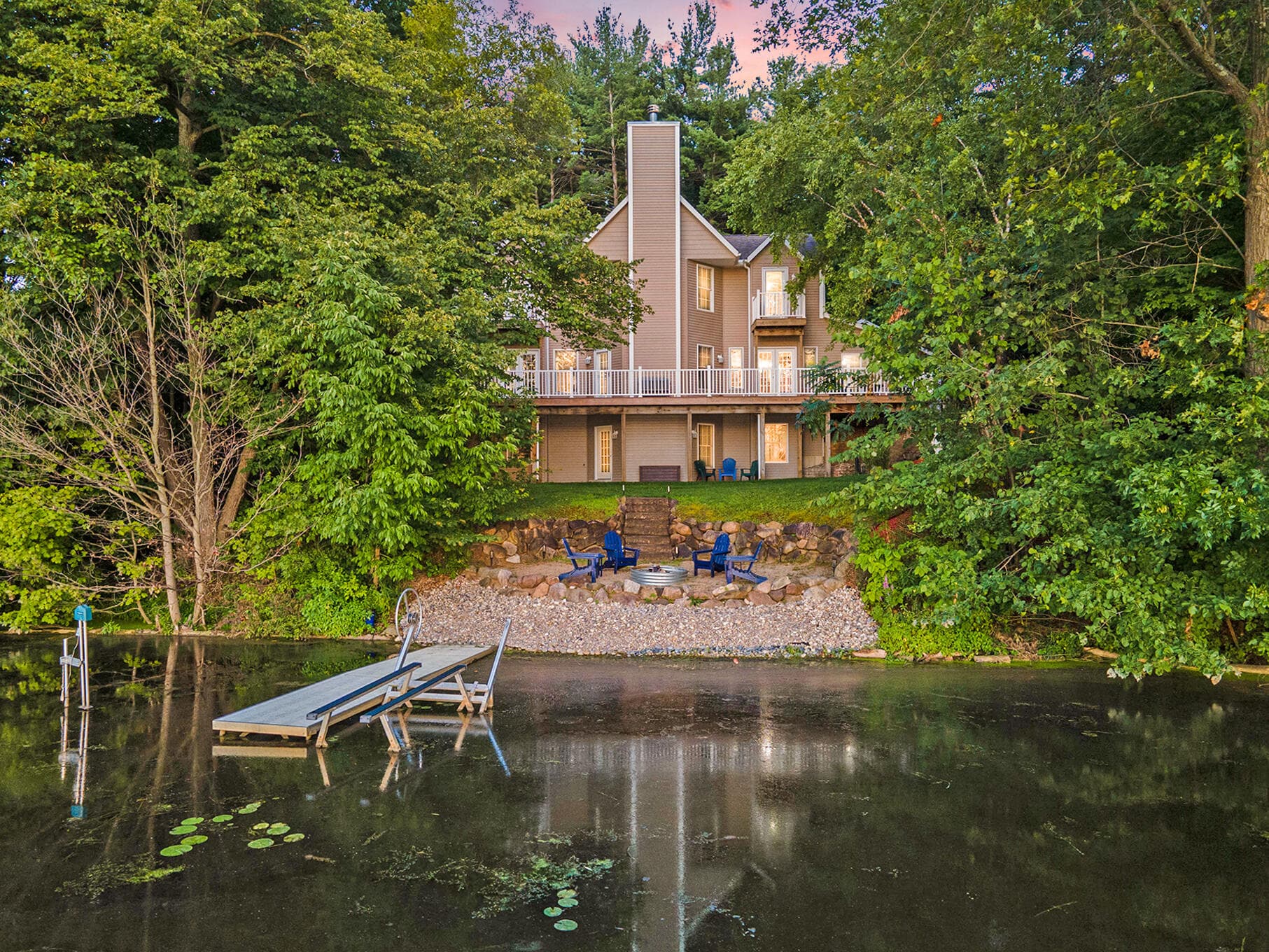 Primary property photo