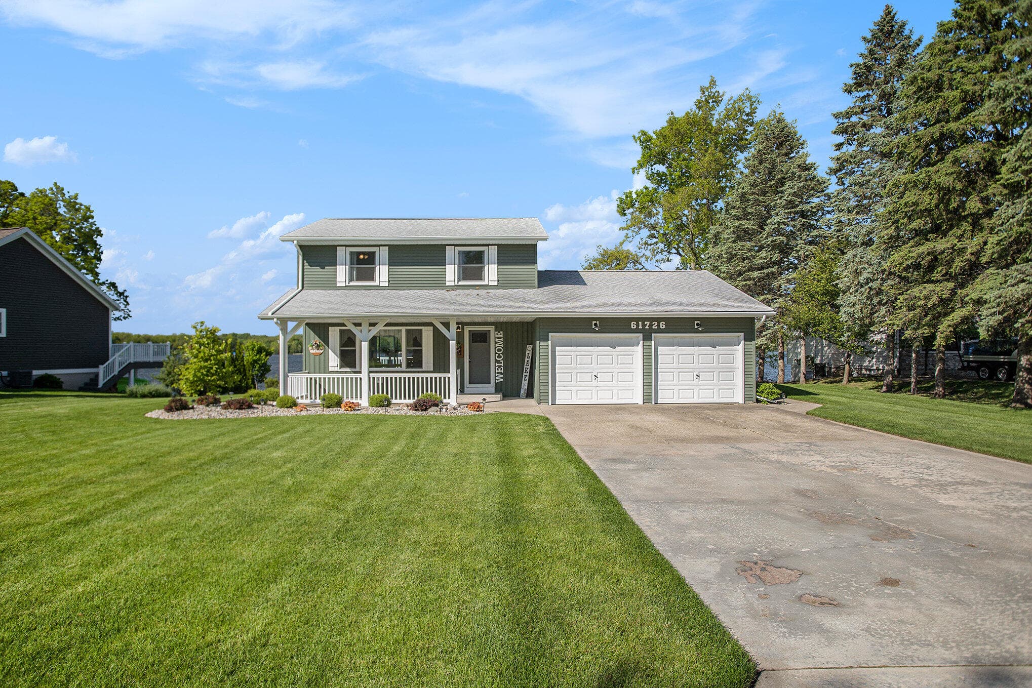 Primary property photo