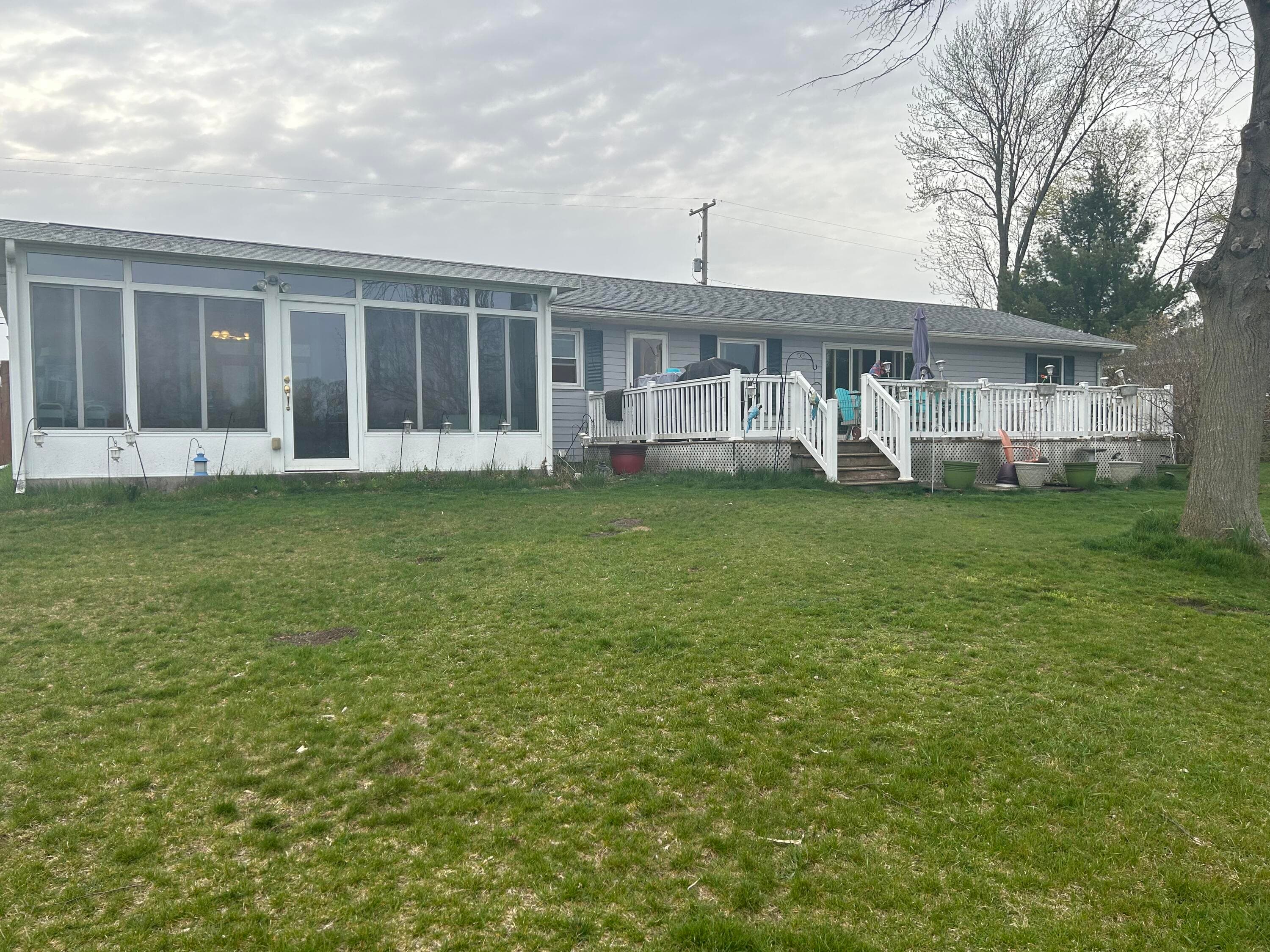 Primary property photo