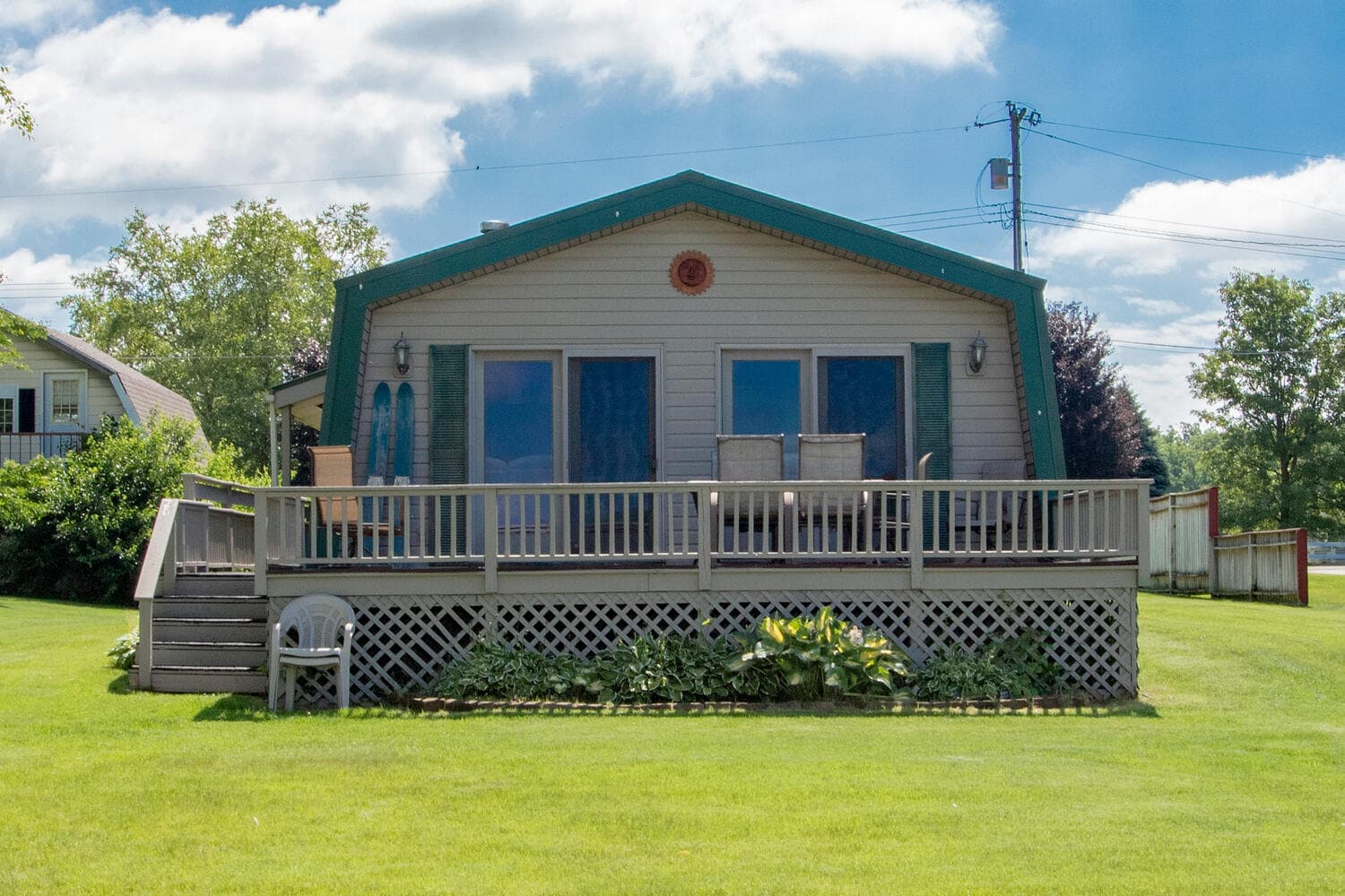 Primary property photo