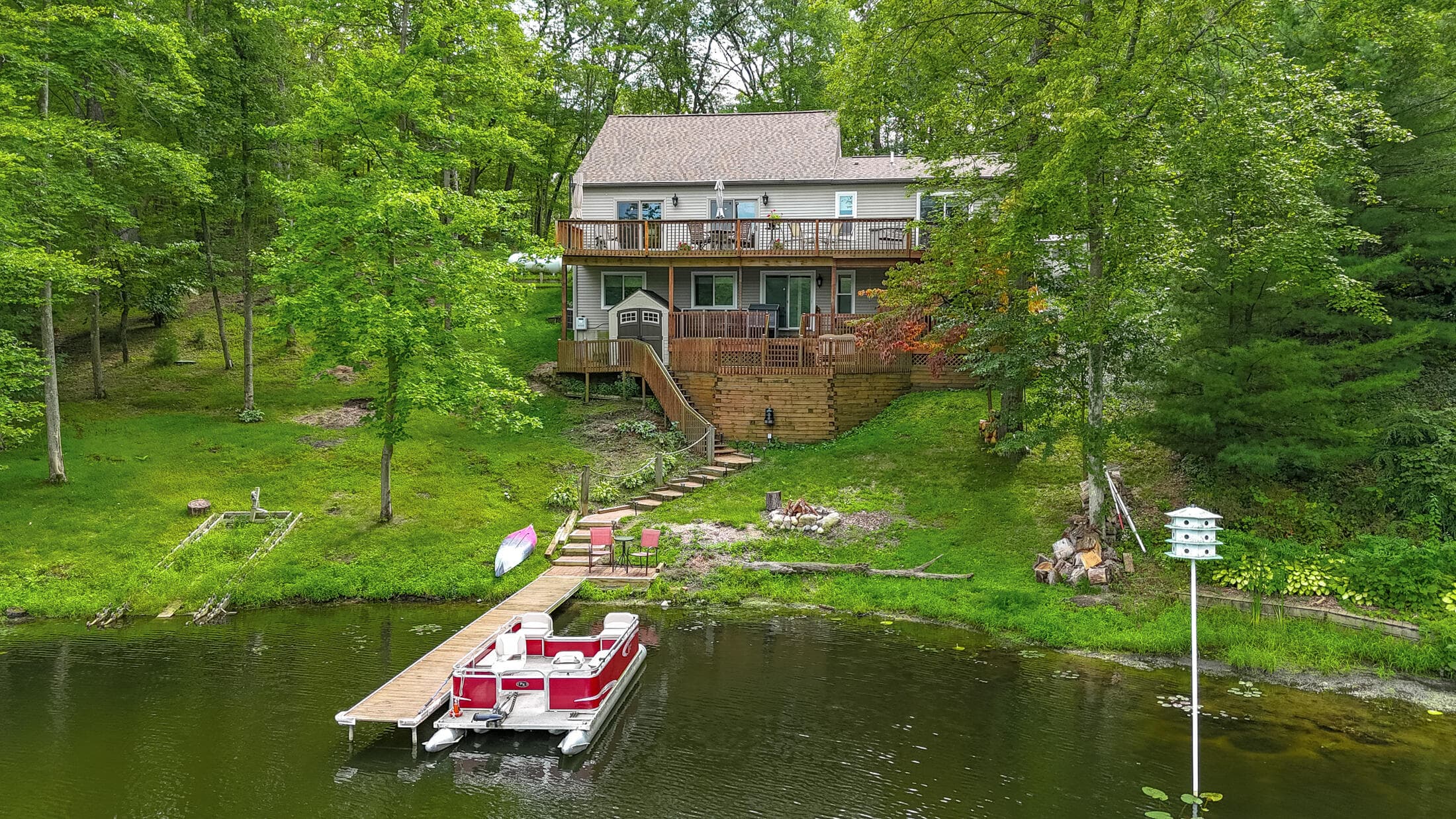 Primary property photo