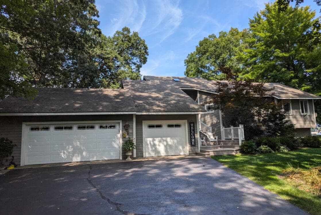 Primary property photo