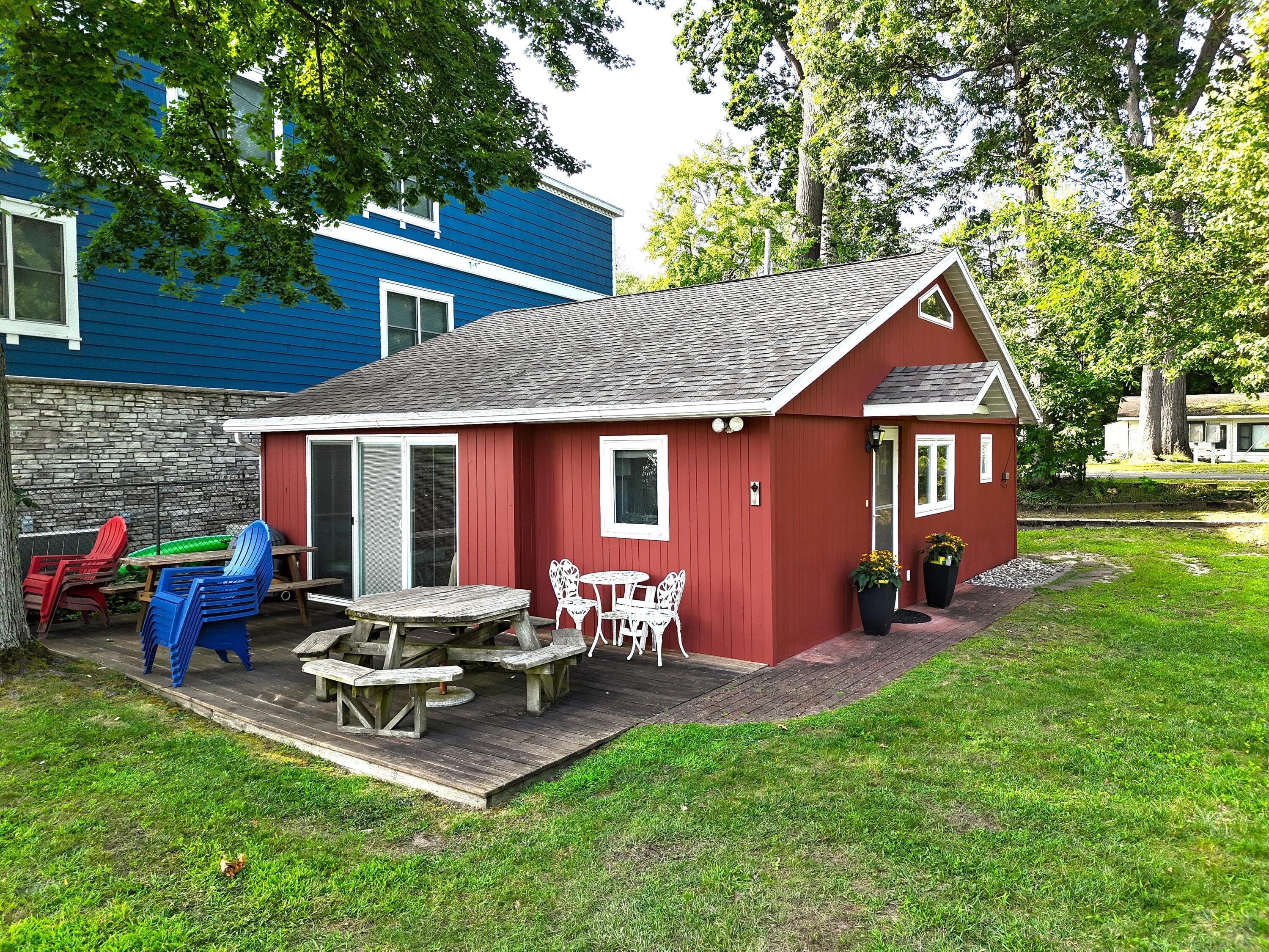 Primary property photo