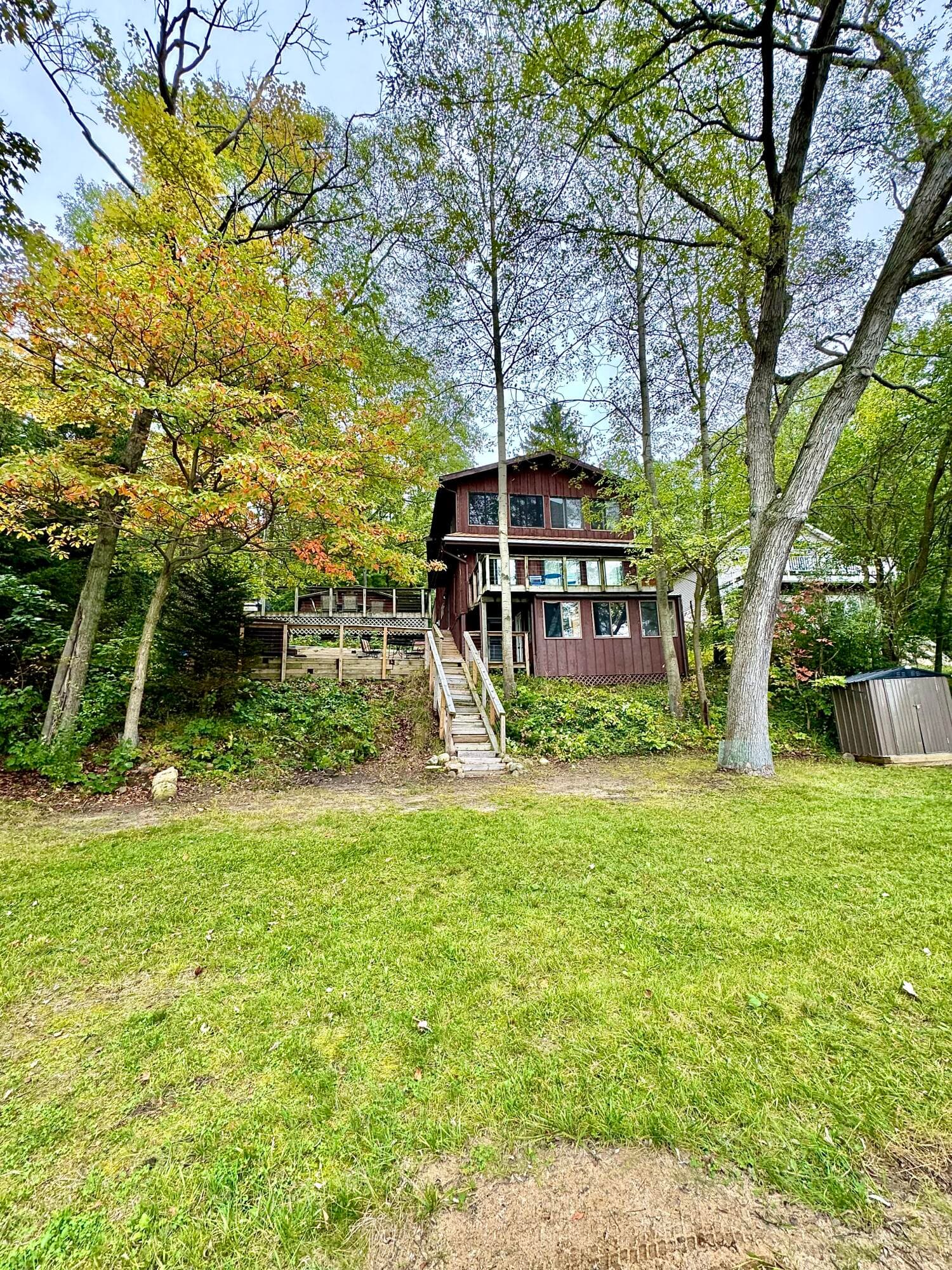 Primary property photo