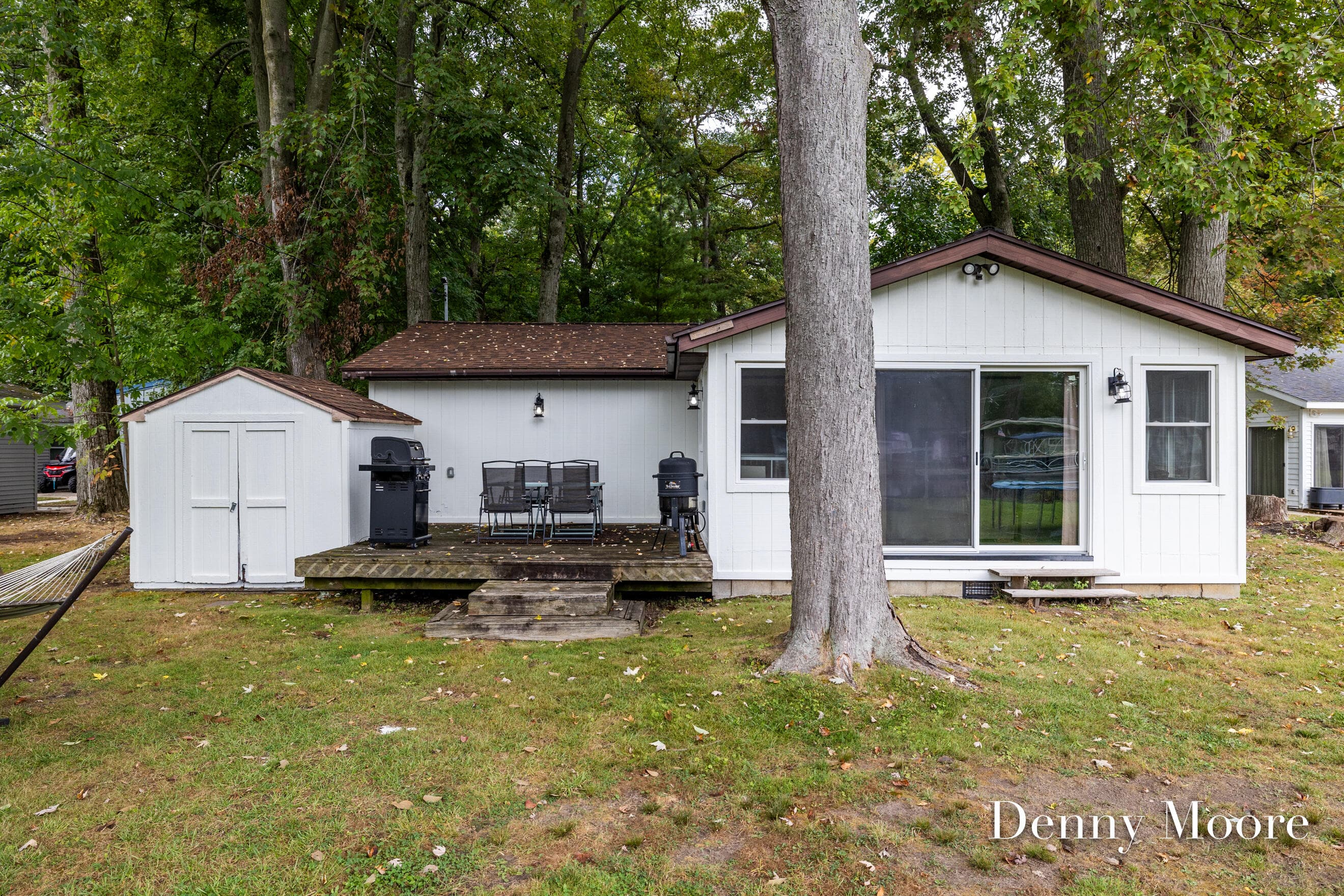 Primary property photo