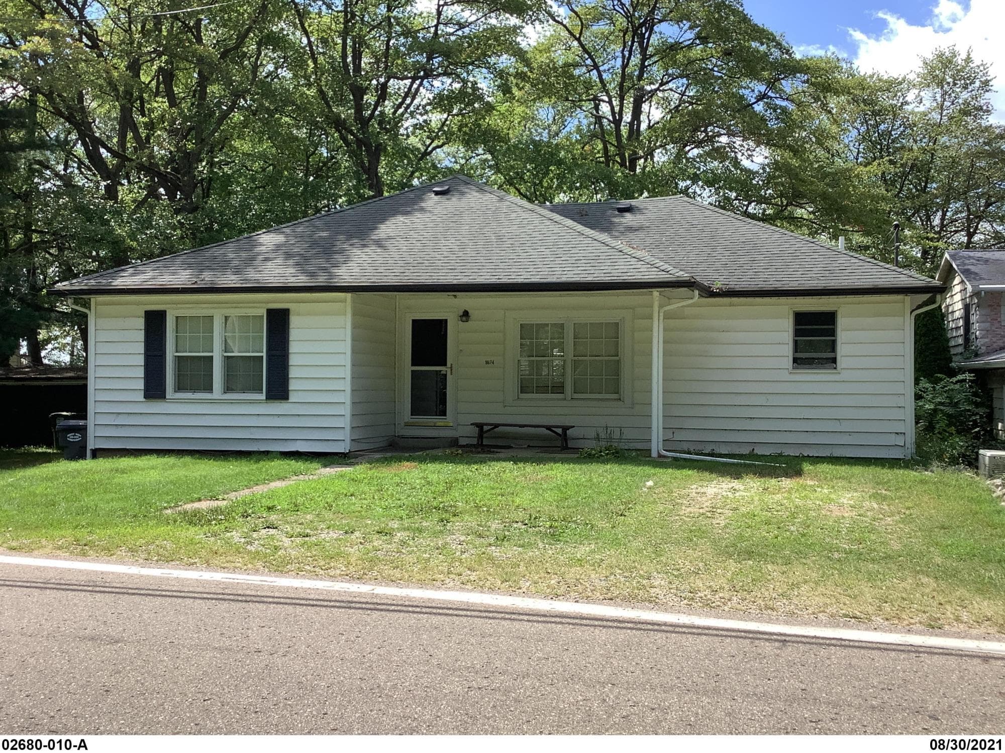 Primary property photo