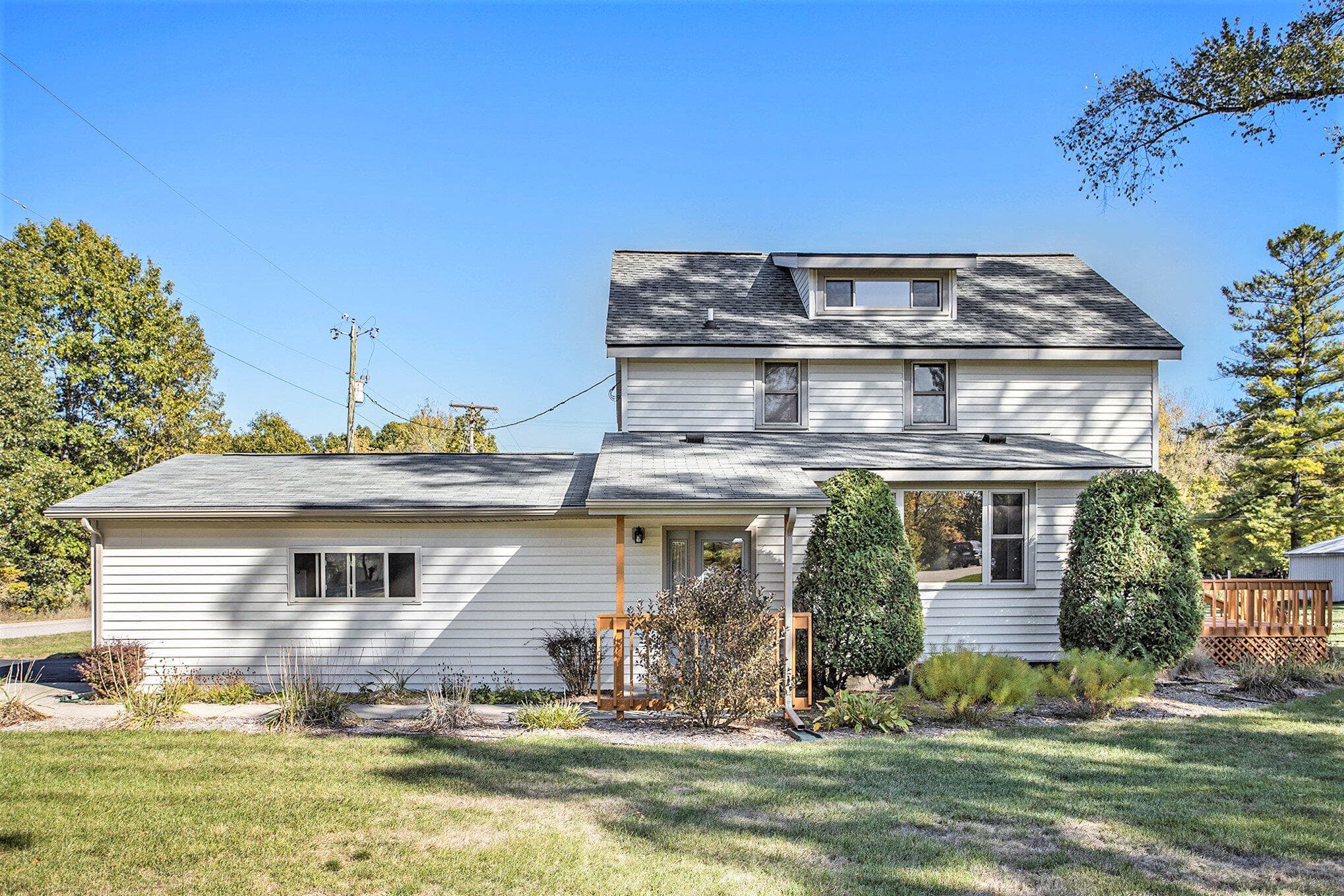 Primary property photo