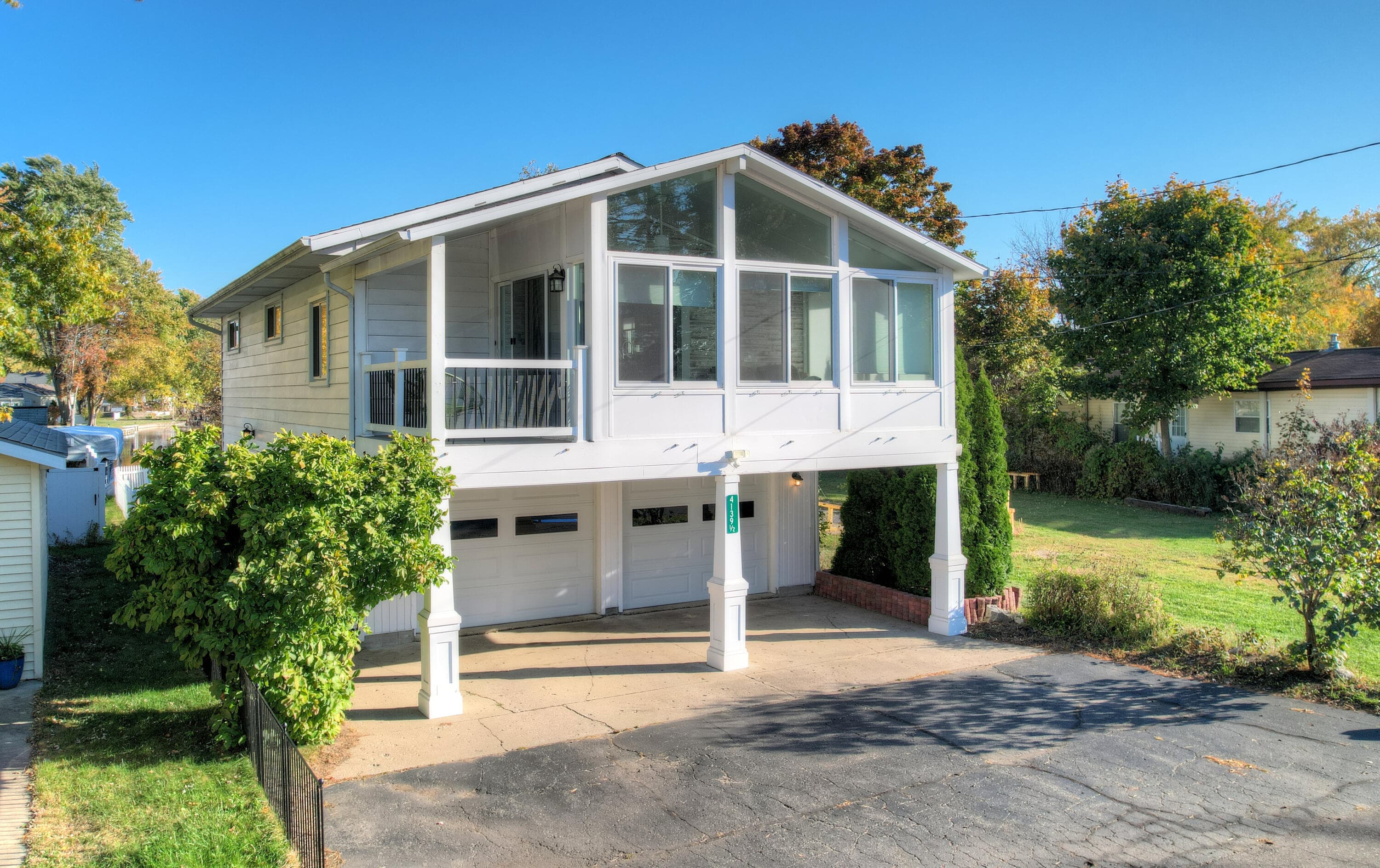 Primary property photo