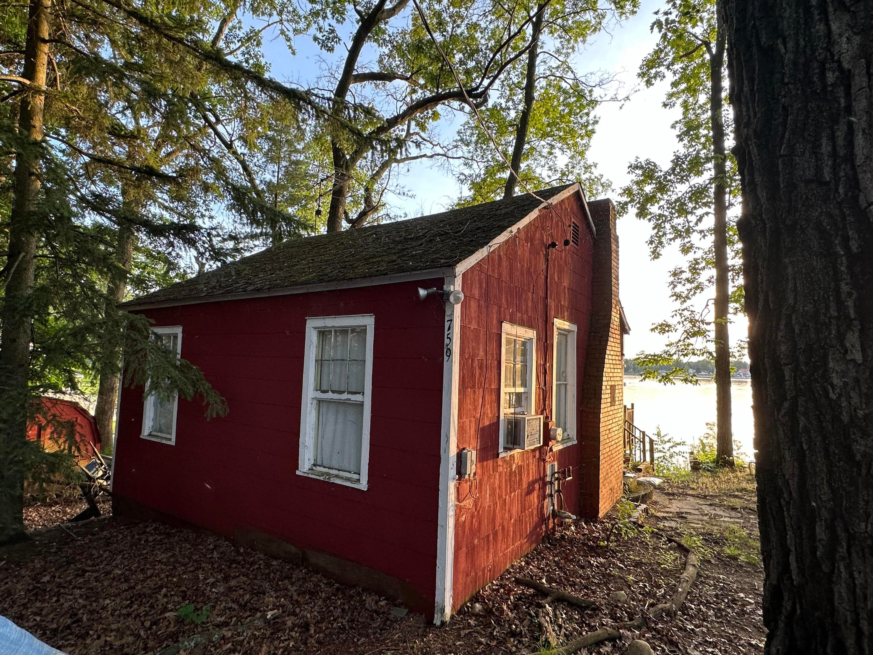 Primary property photo
