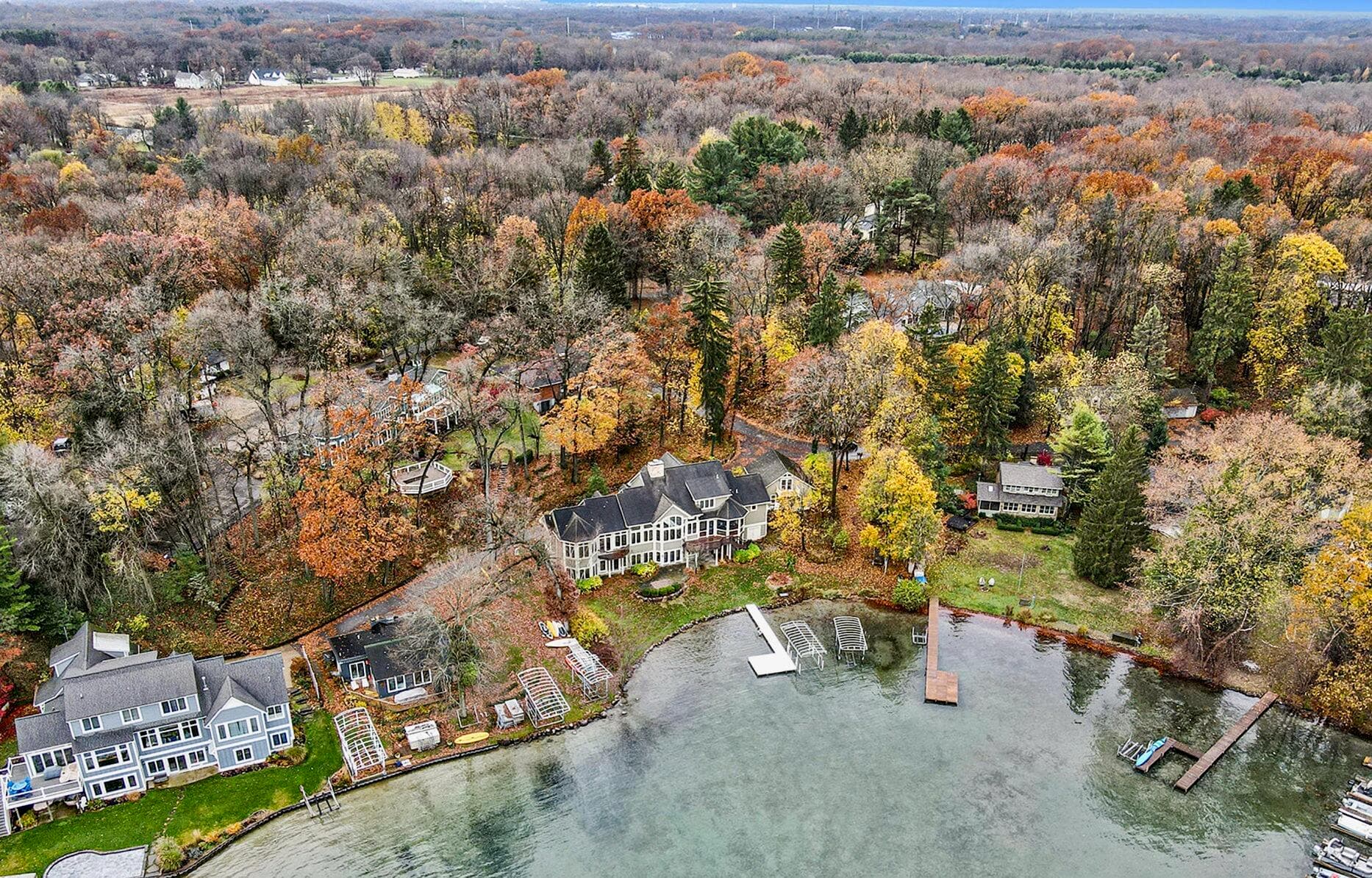 Primary property photo