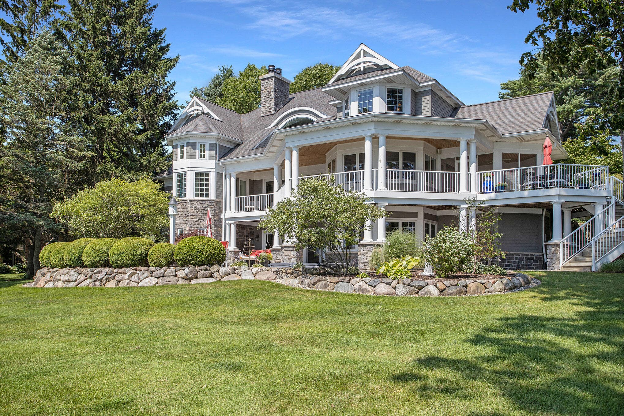 Primary property photo