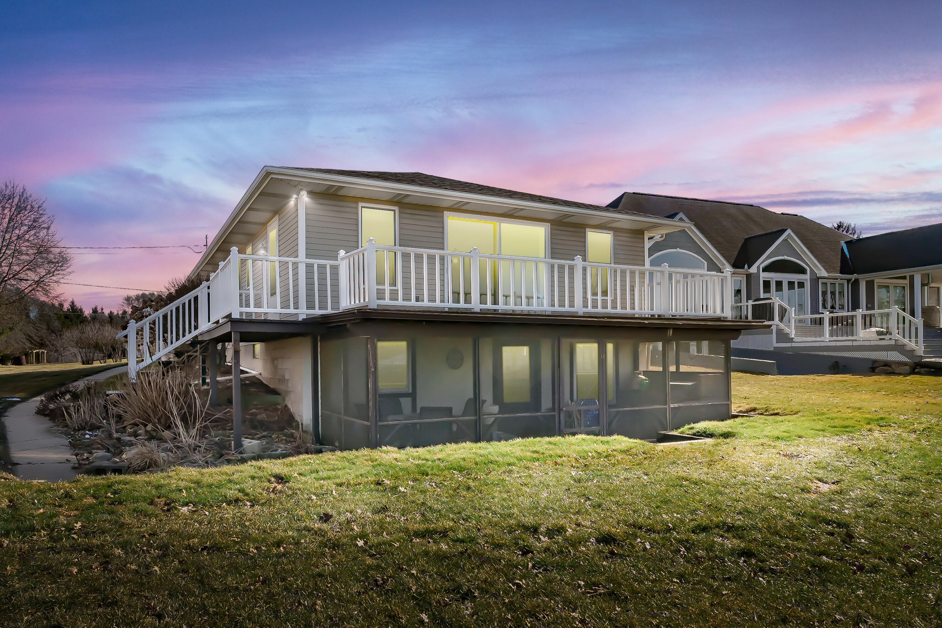 Primary property photo