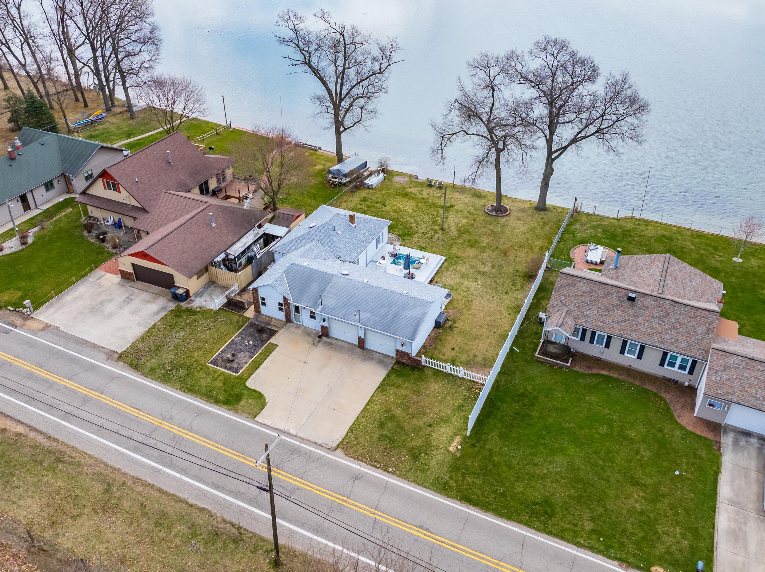 Primary property photo