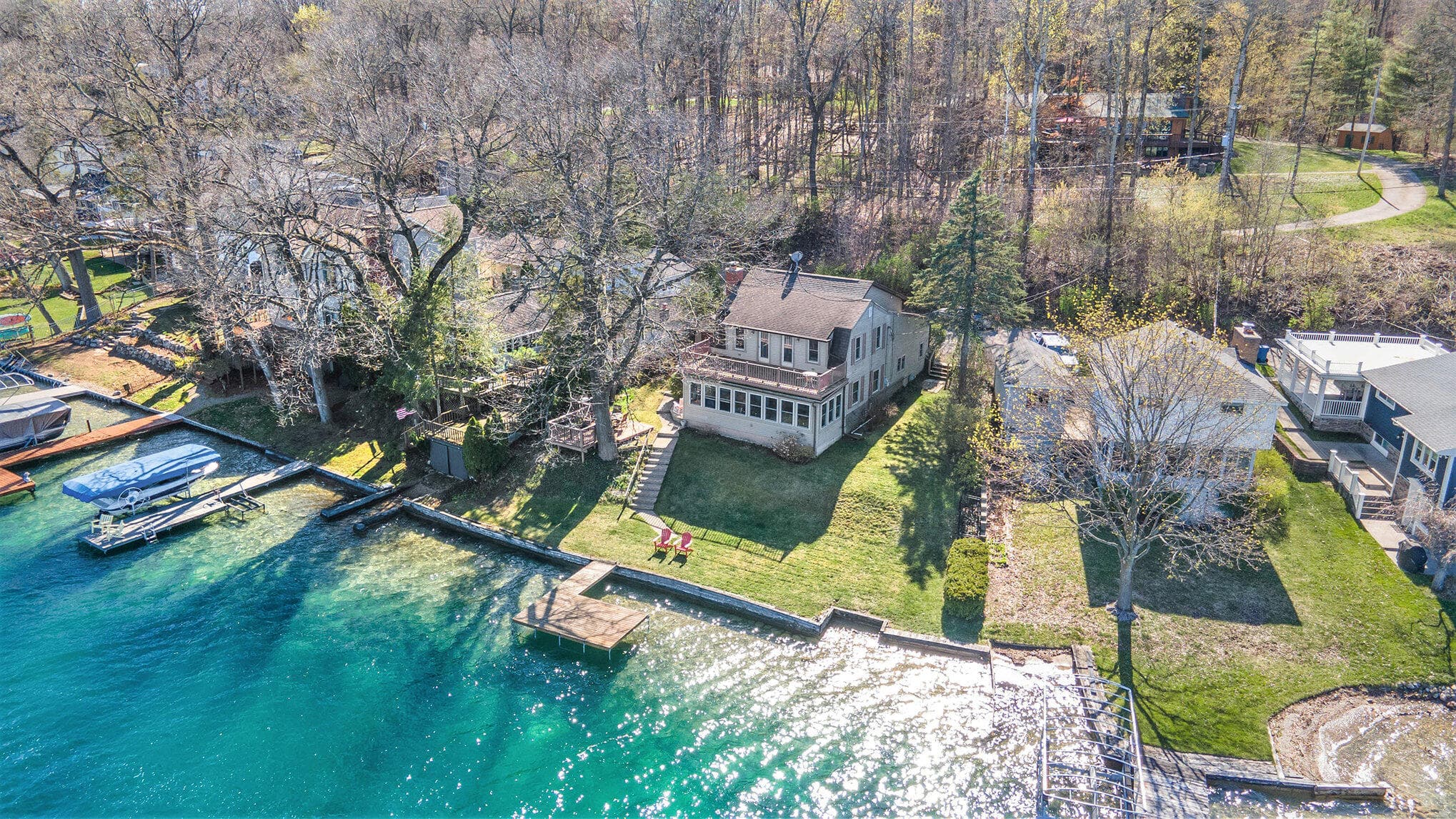 Primary property photo