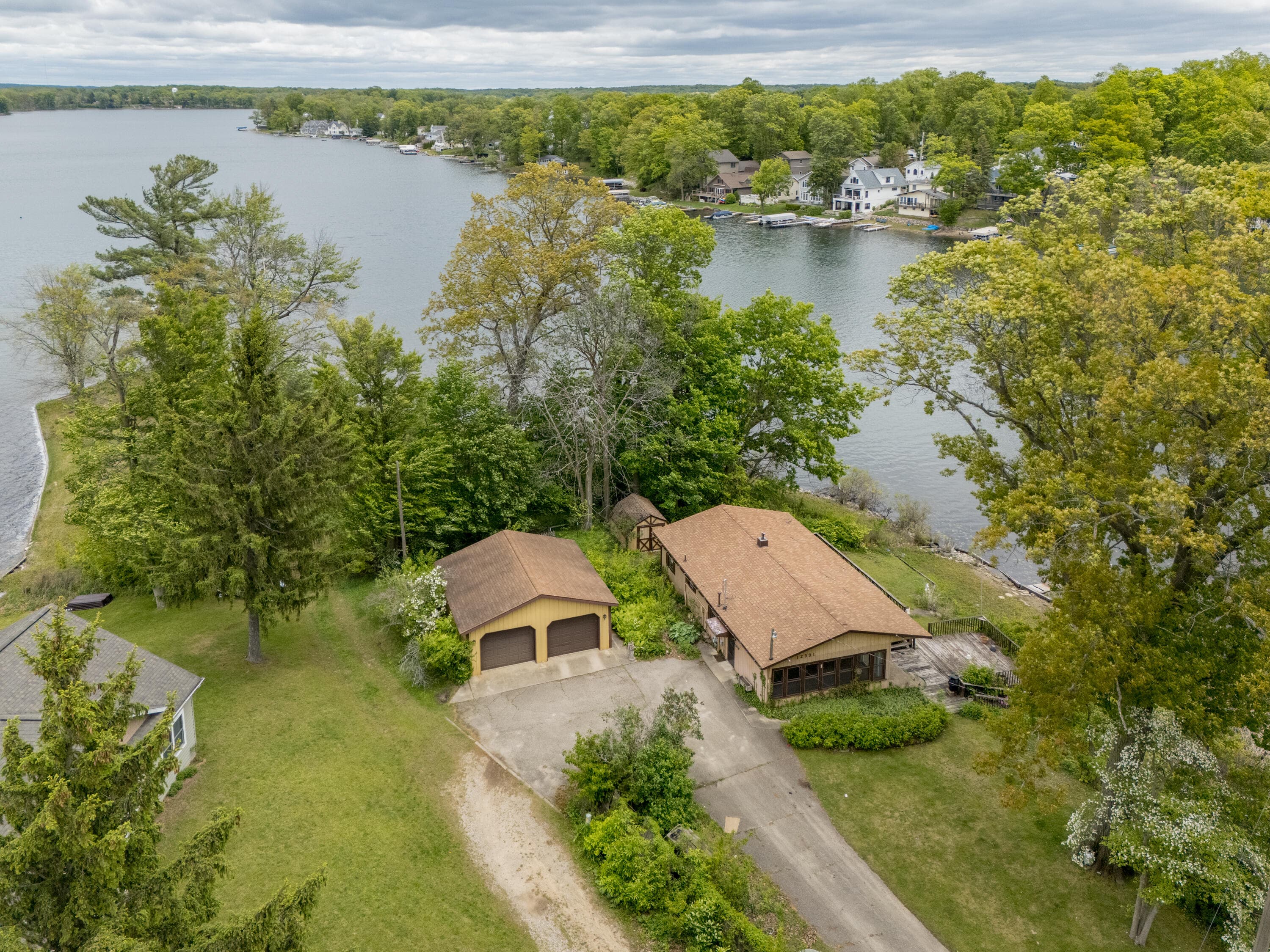 Primary property photo