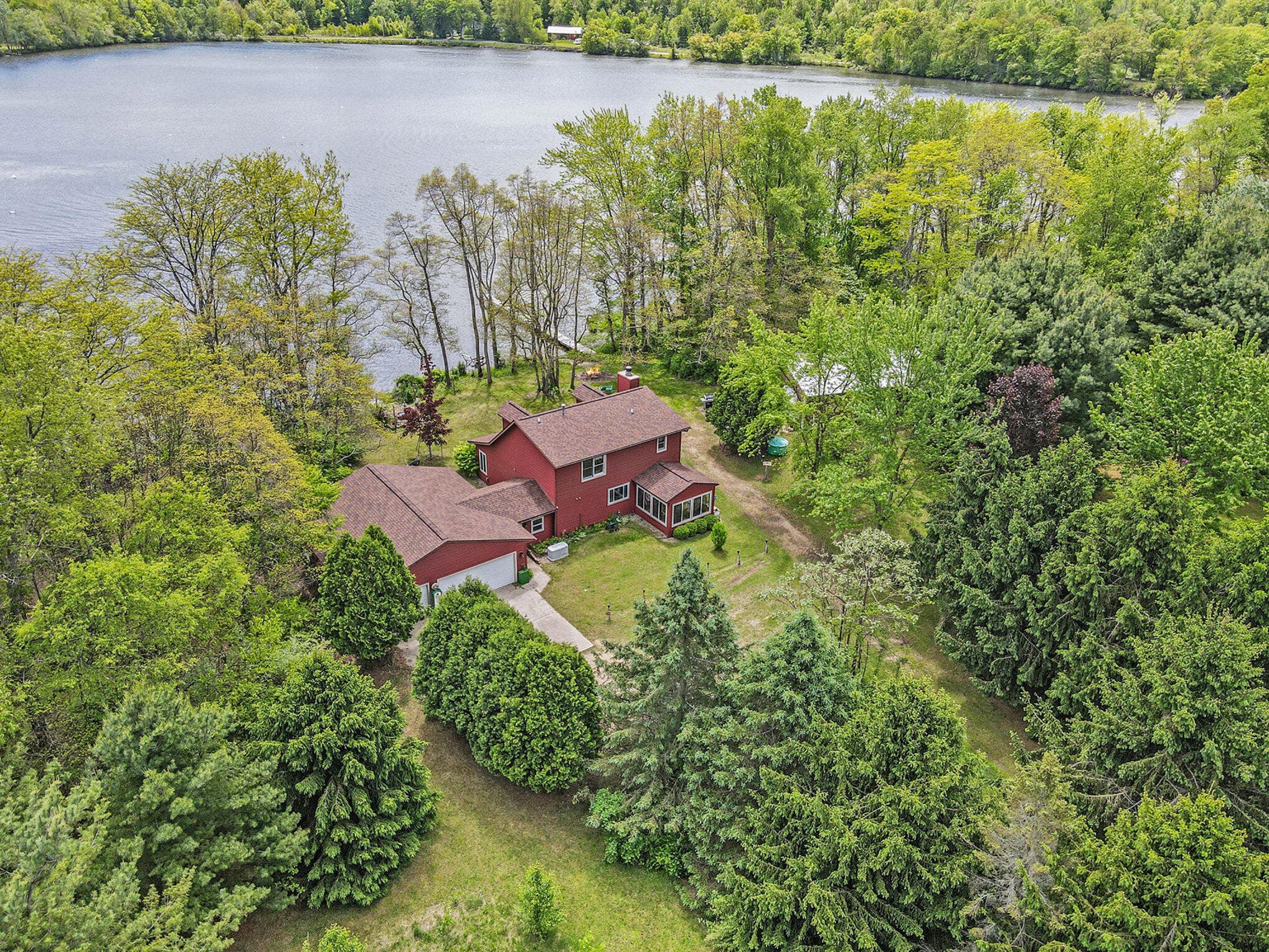 Primary property photo