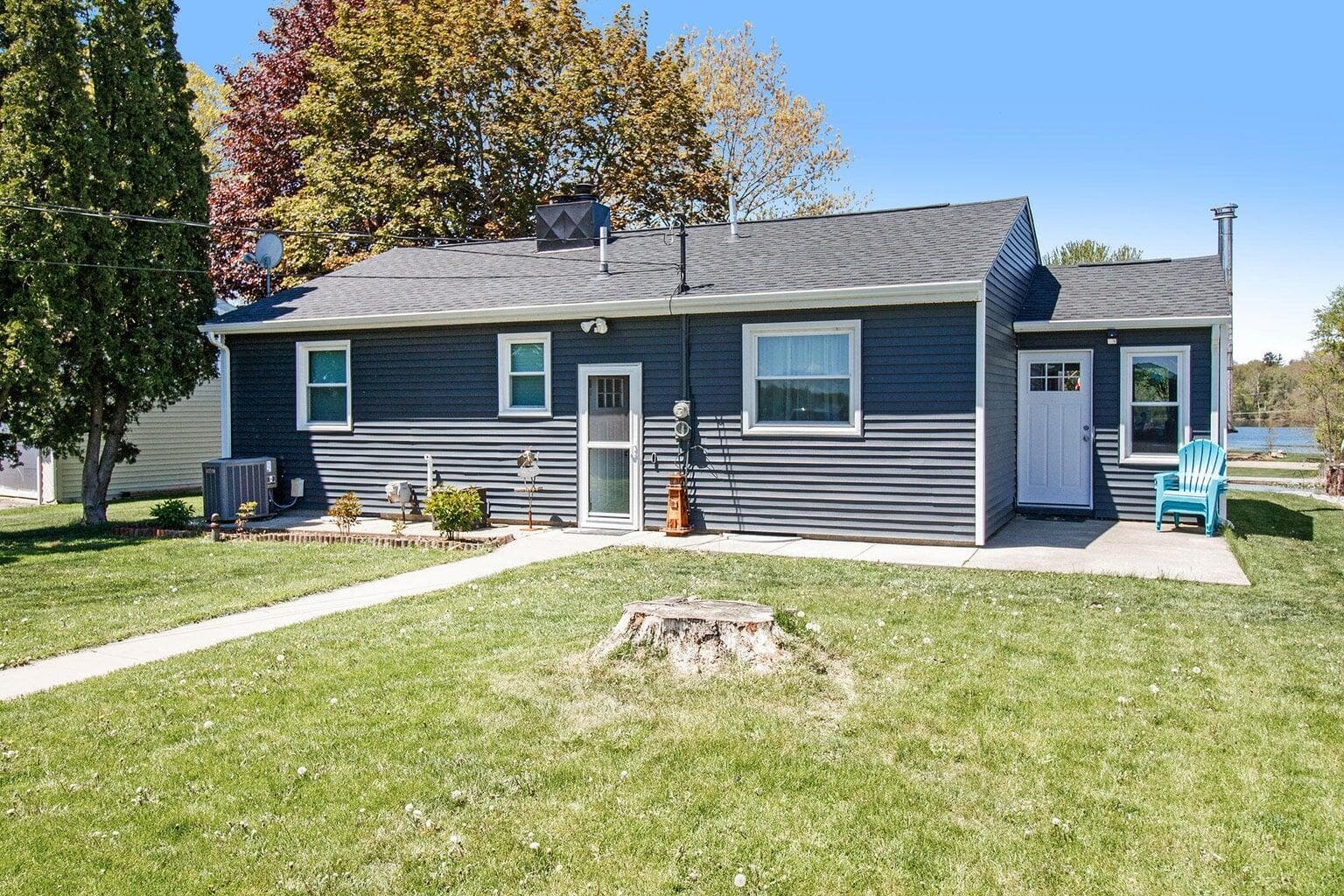 Primary property photo