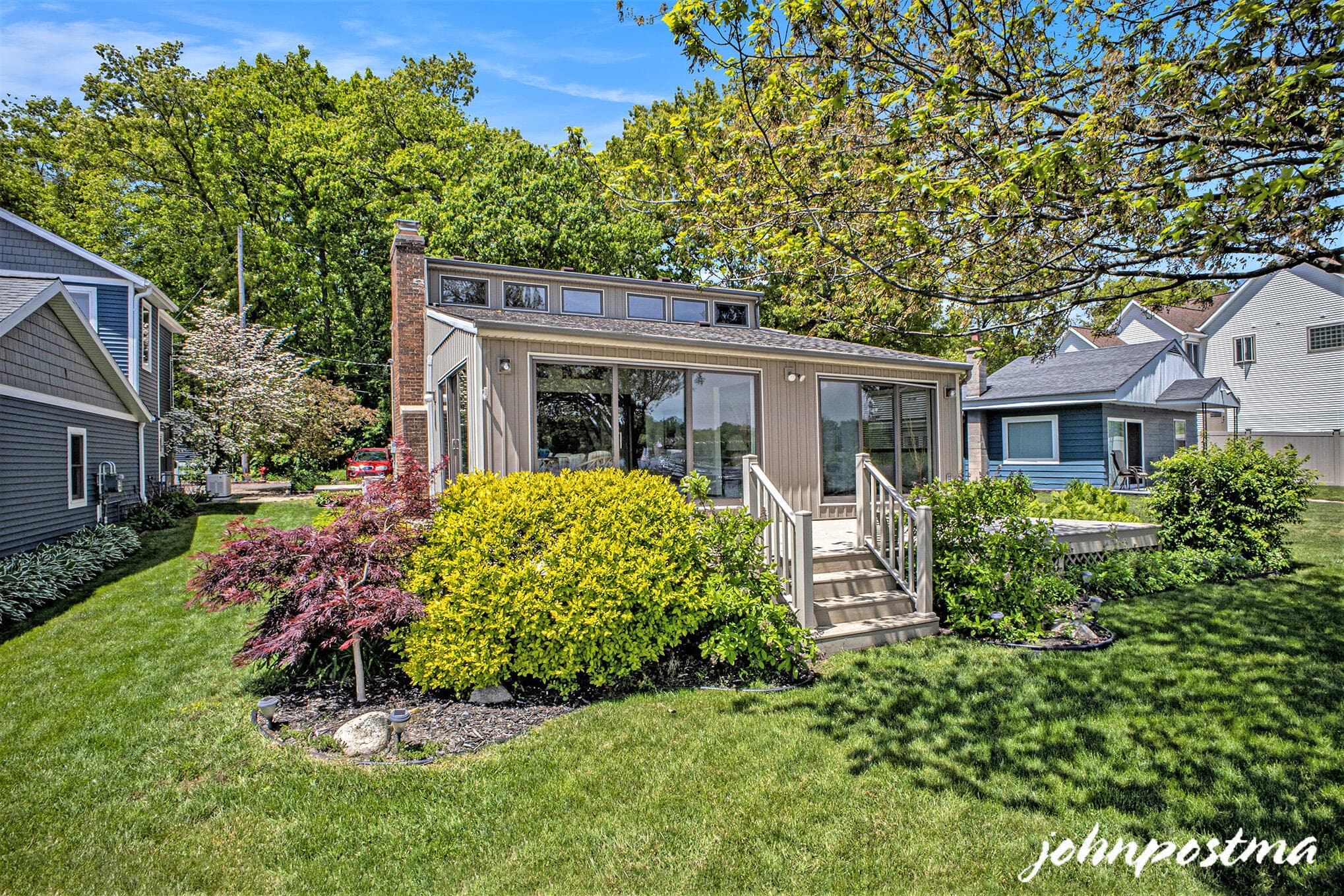 Primary property photo
