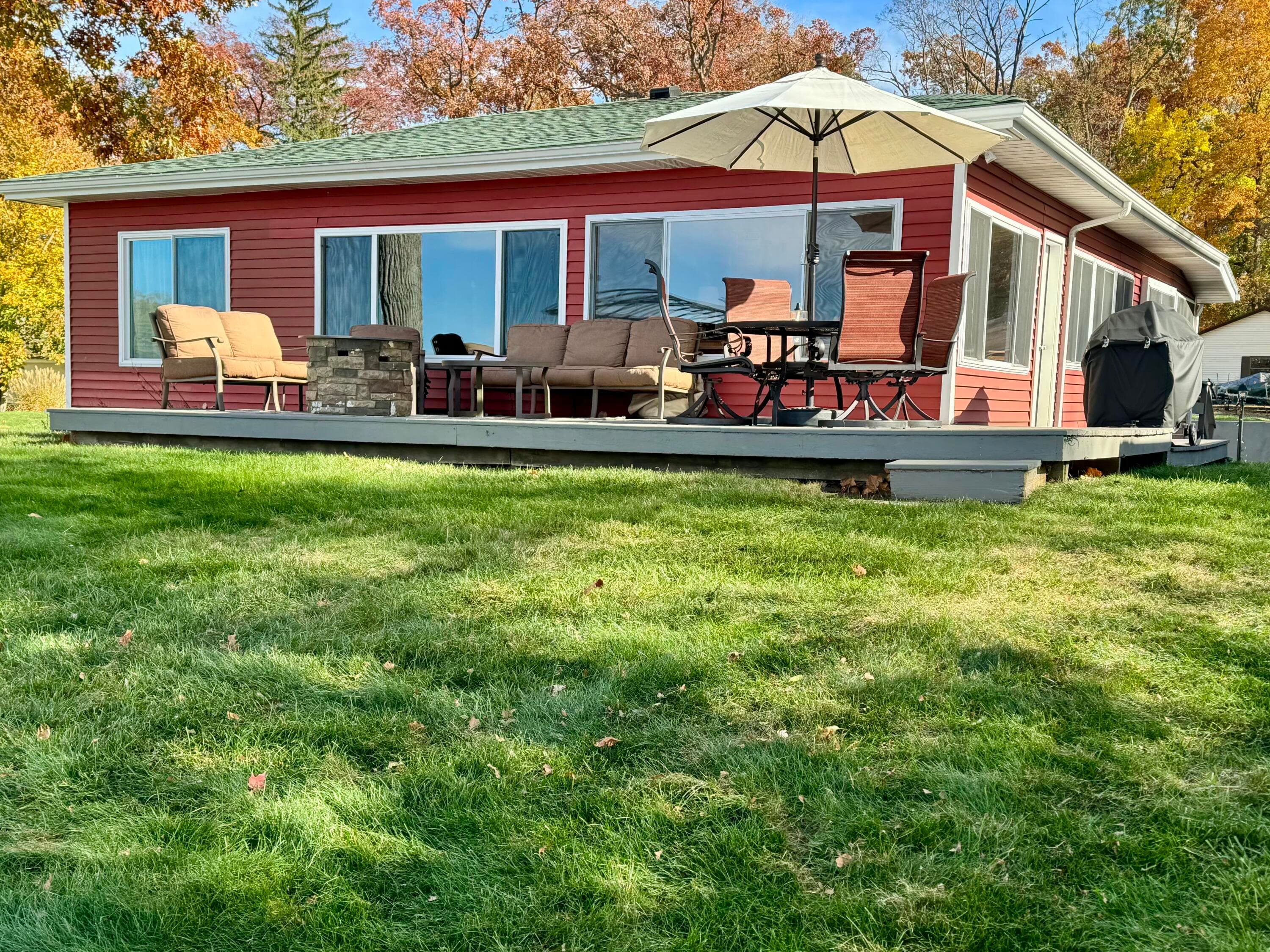 Primary property photo