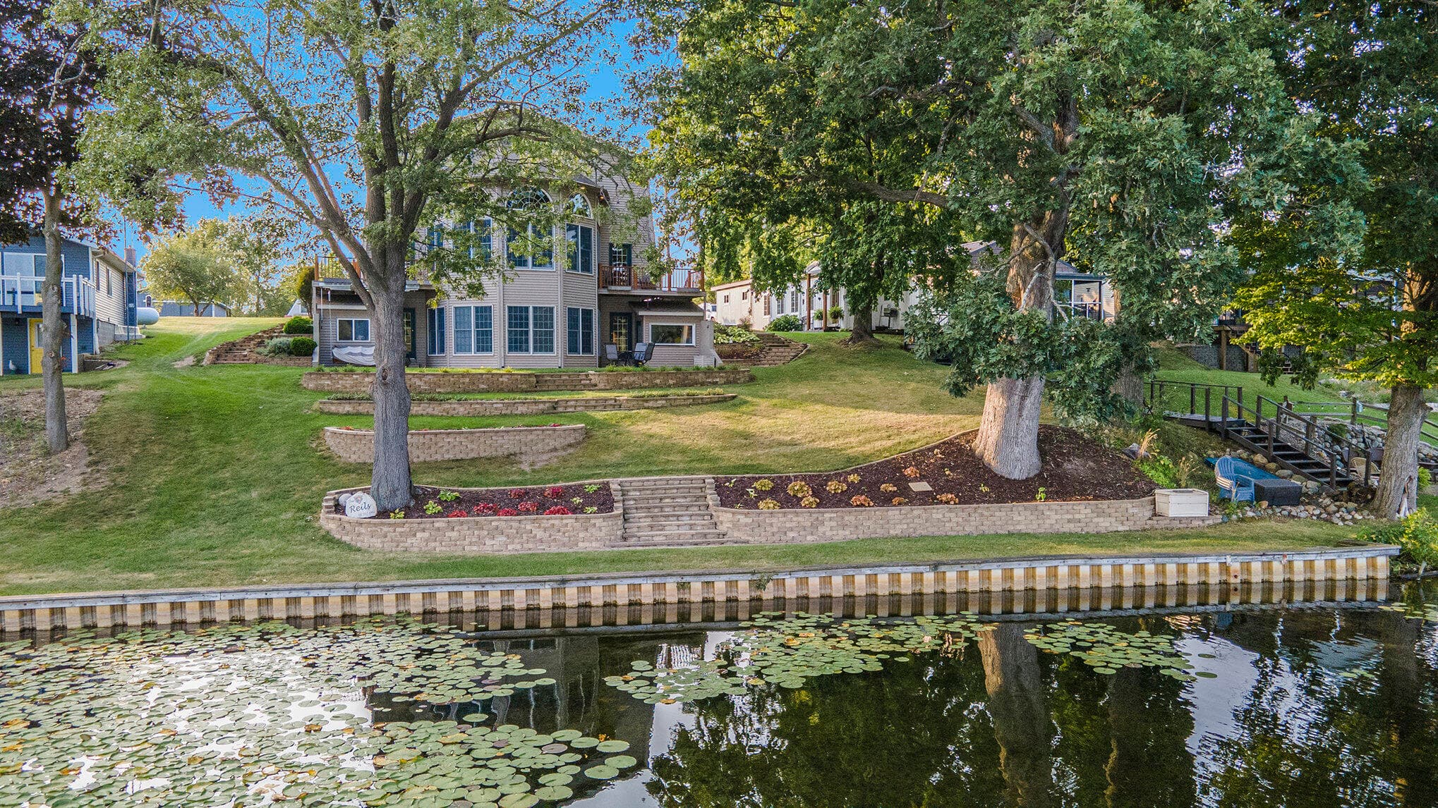 Primary property photo