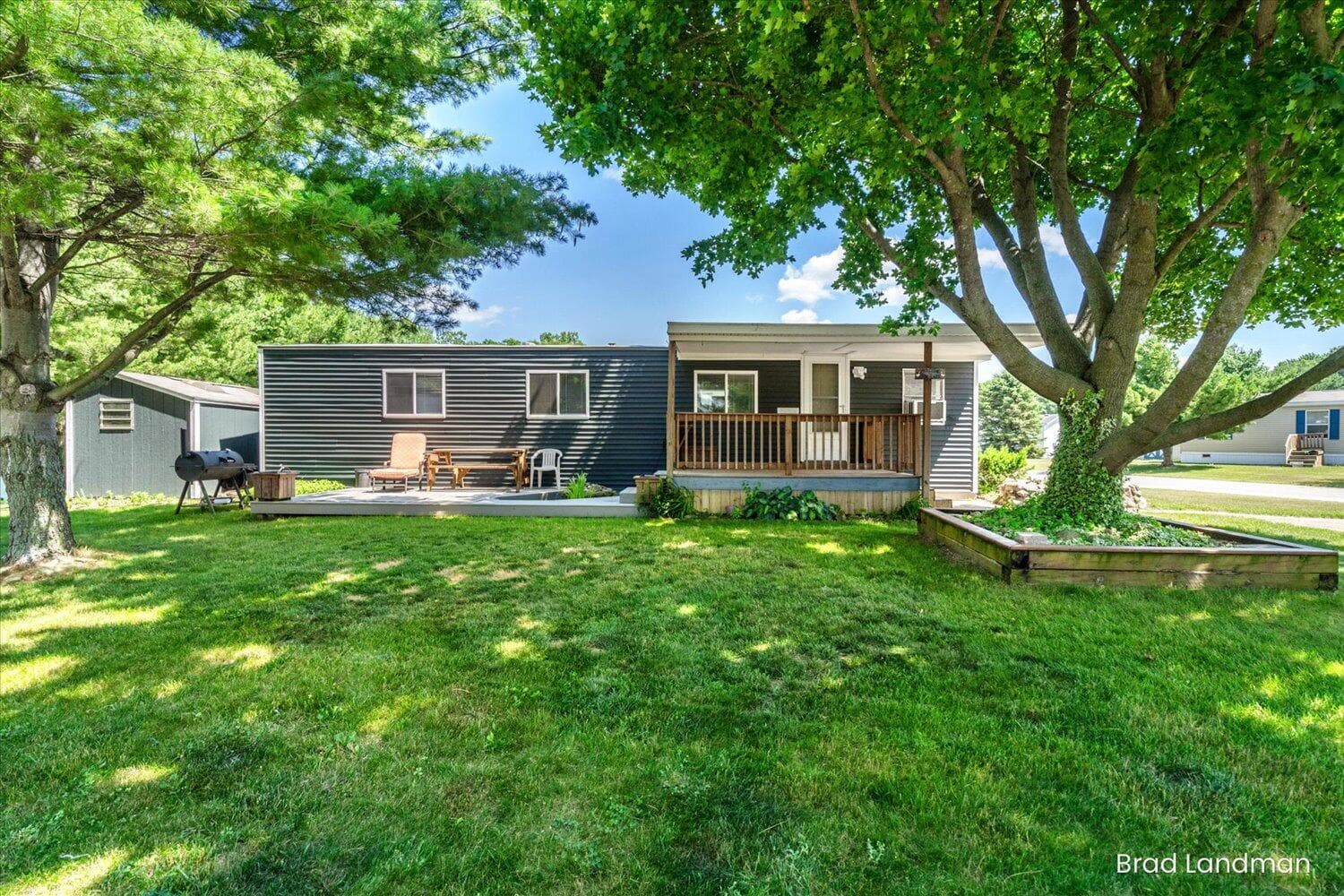 Primary property photo