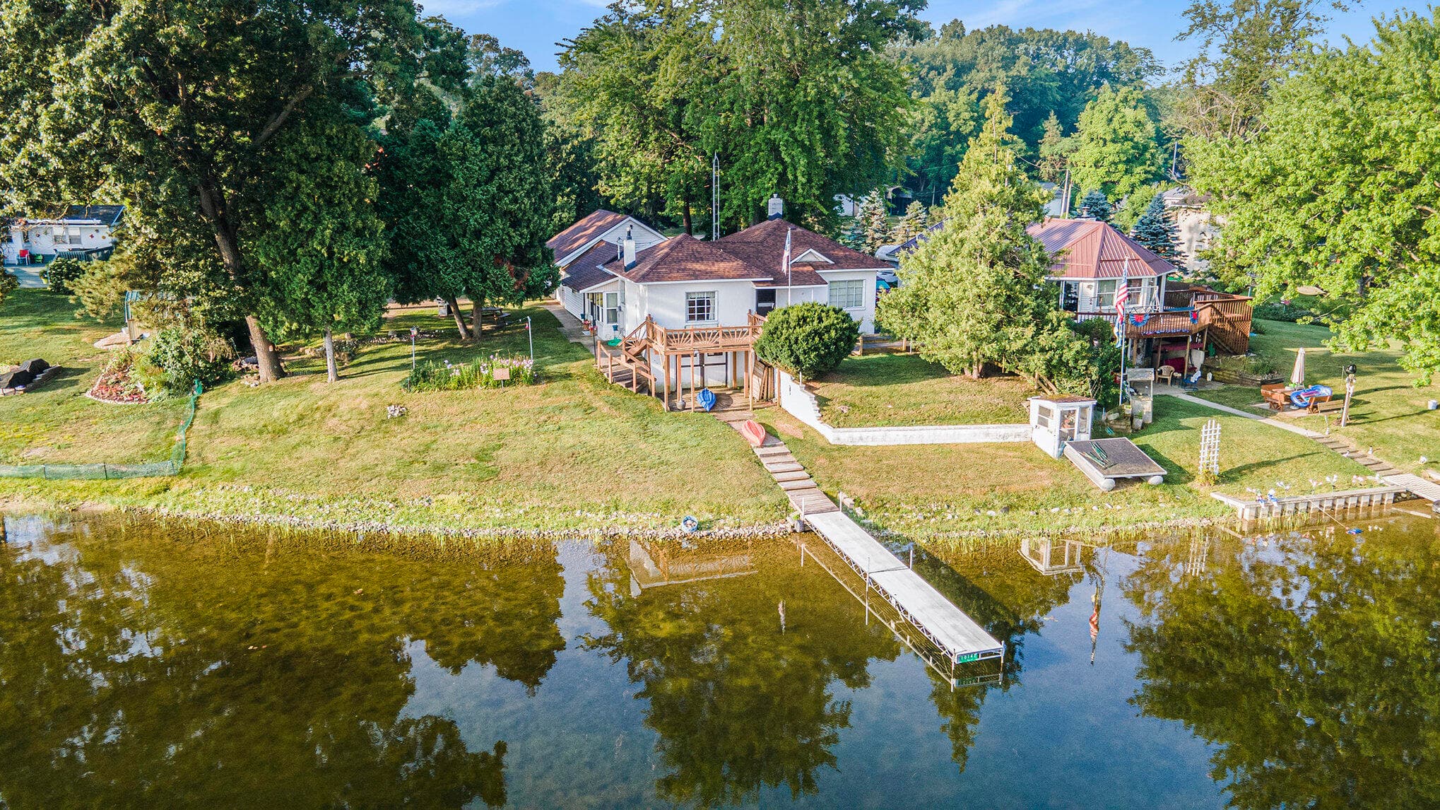 Primary property photo