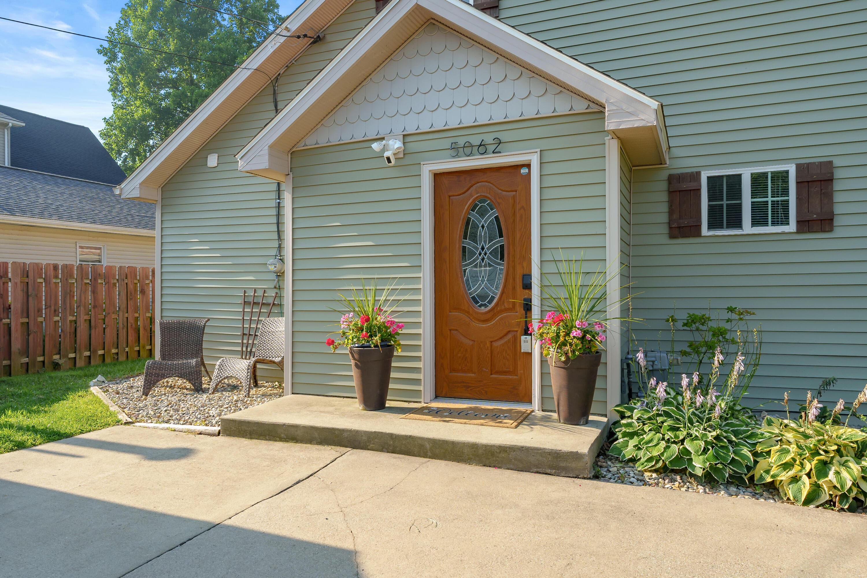 Primary property photo