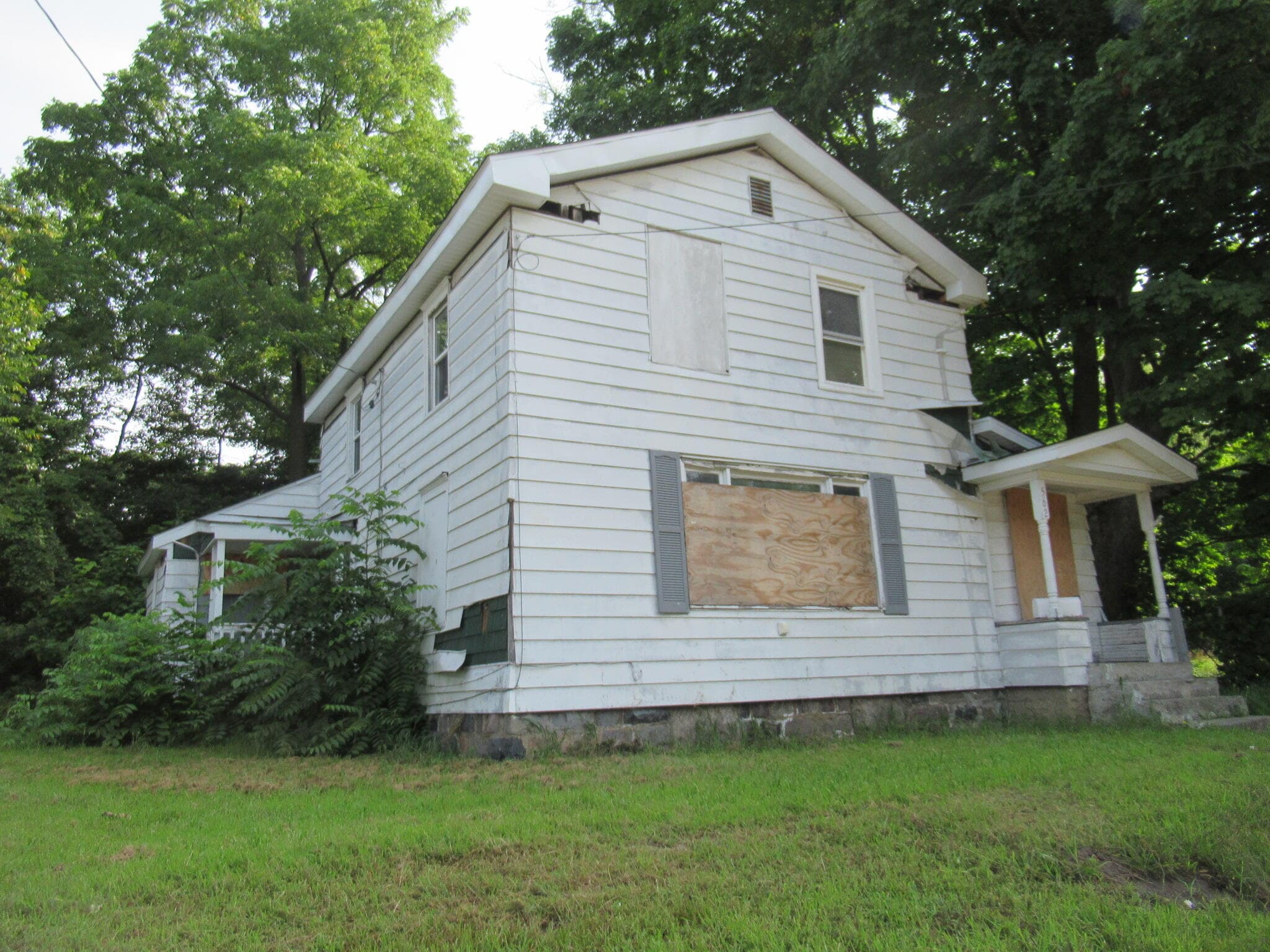 562 Van Buren Battle Creek MI 49037