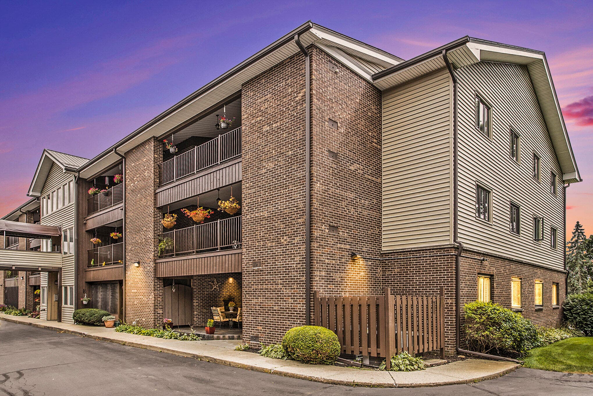 Primary property photo