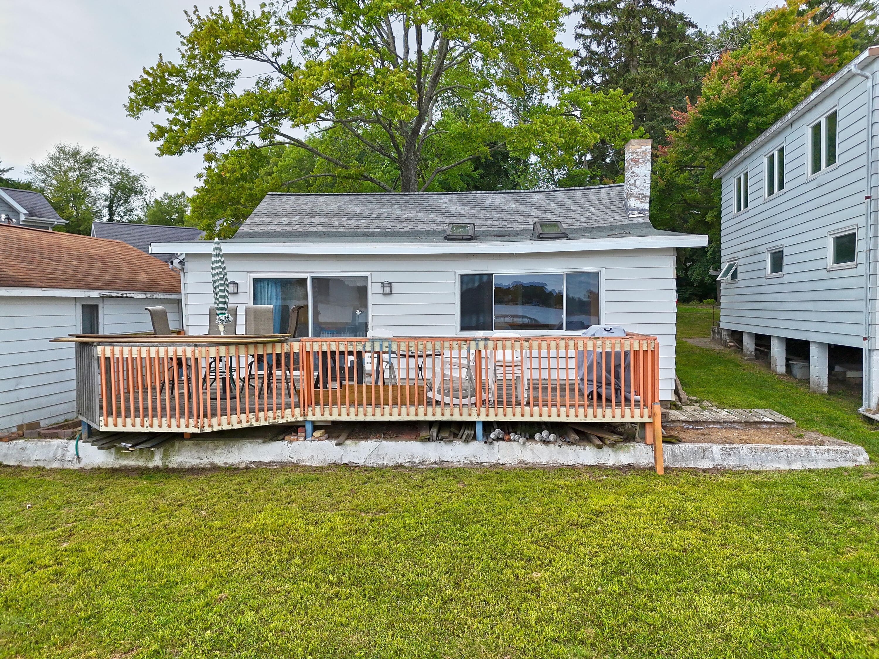 Primary property photo